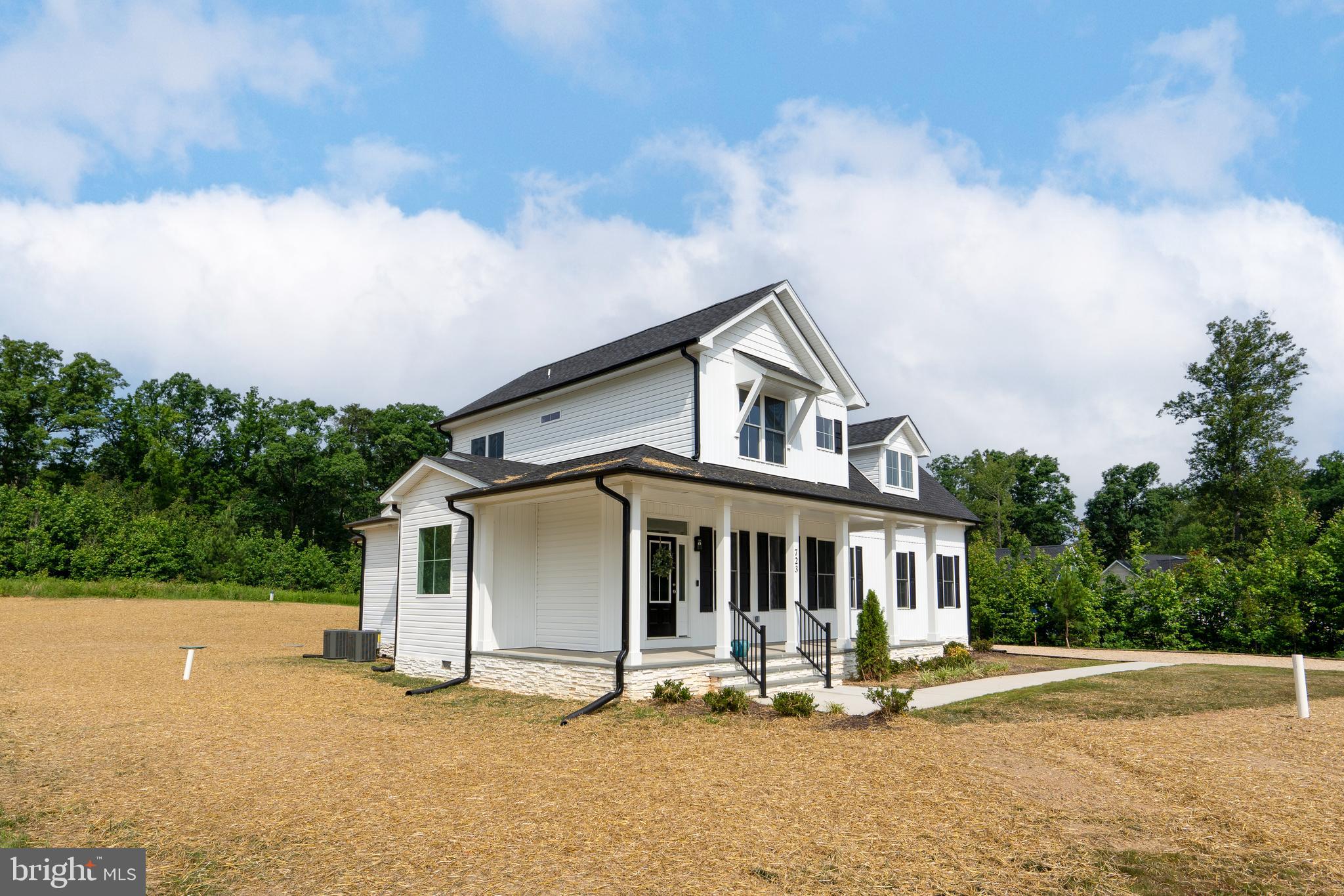 NOAHS LANDING - Residential