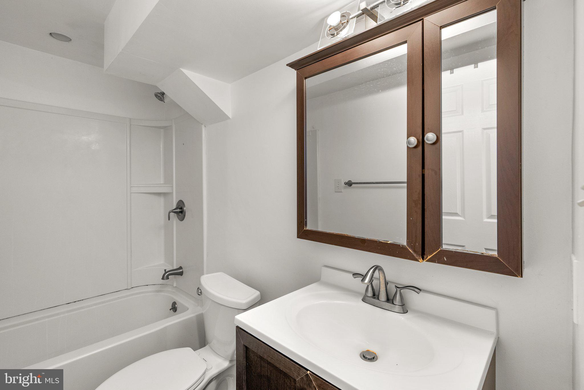 COLLEGE PARK - Residential