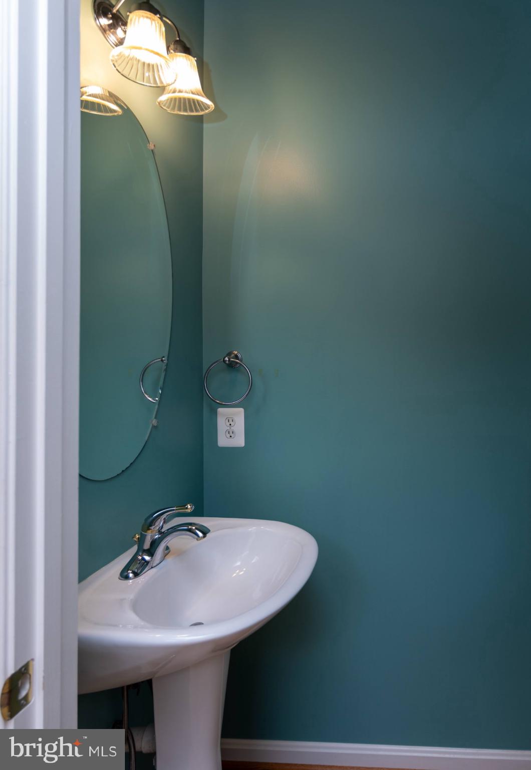 SENECA VIEW ESTATES - Residential Lease