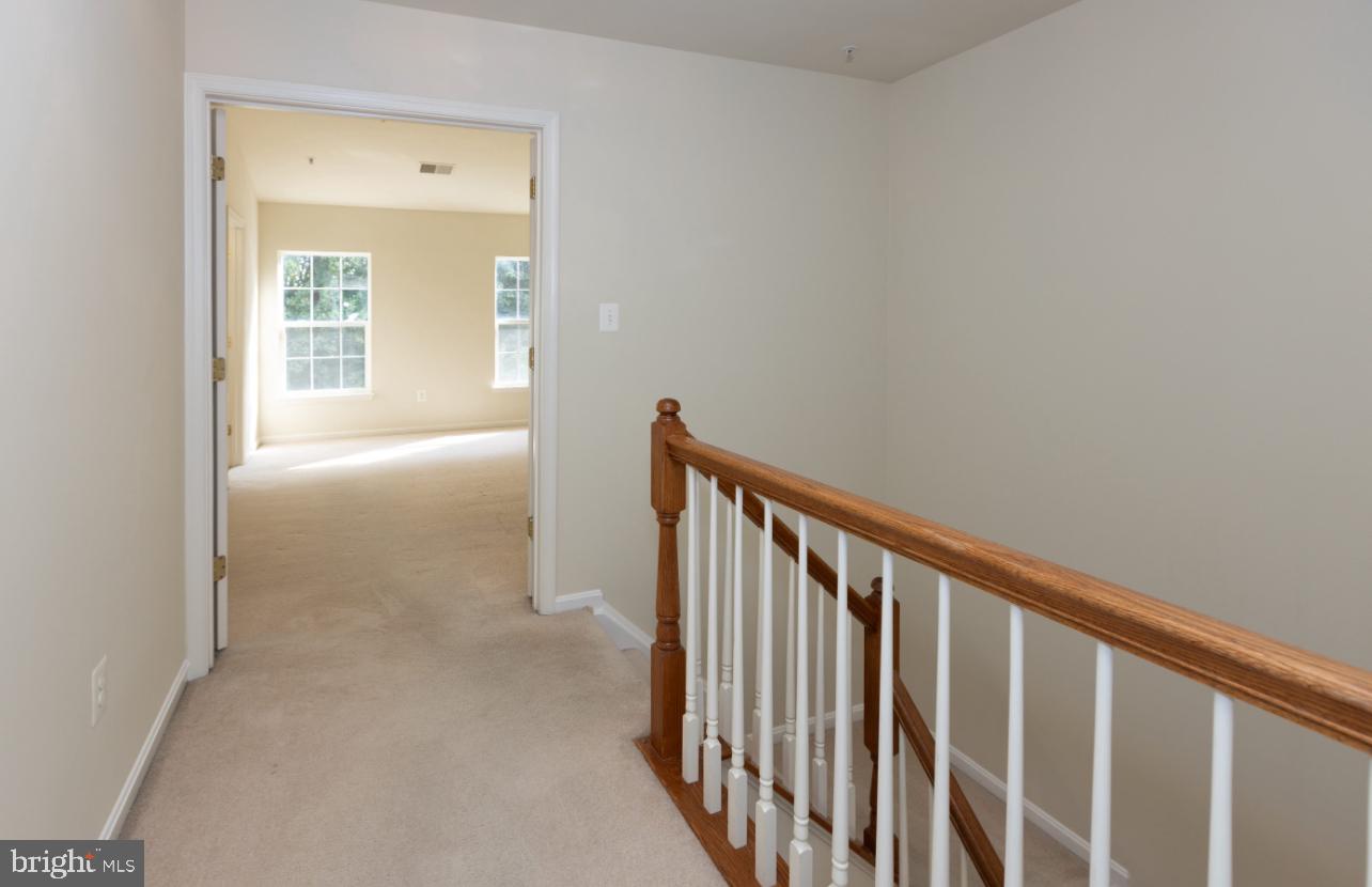 SENECA VIEW ESTATES - Residential Lease