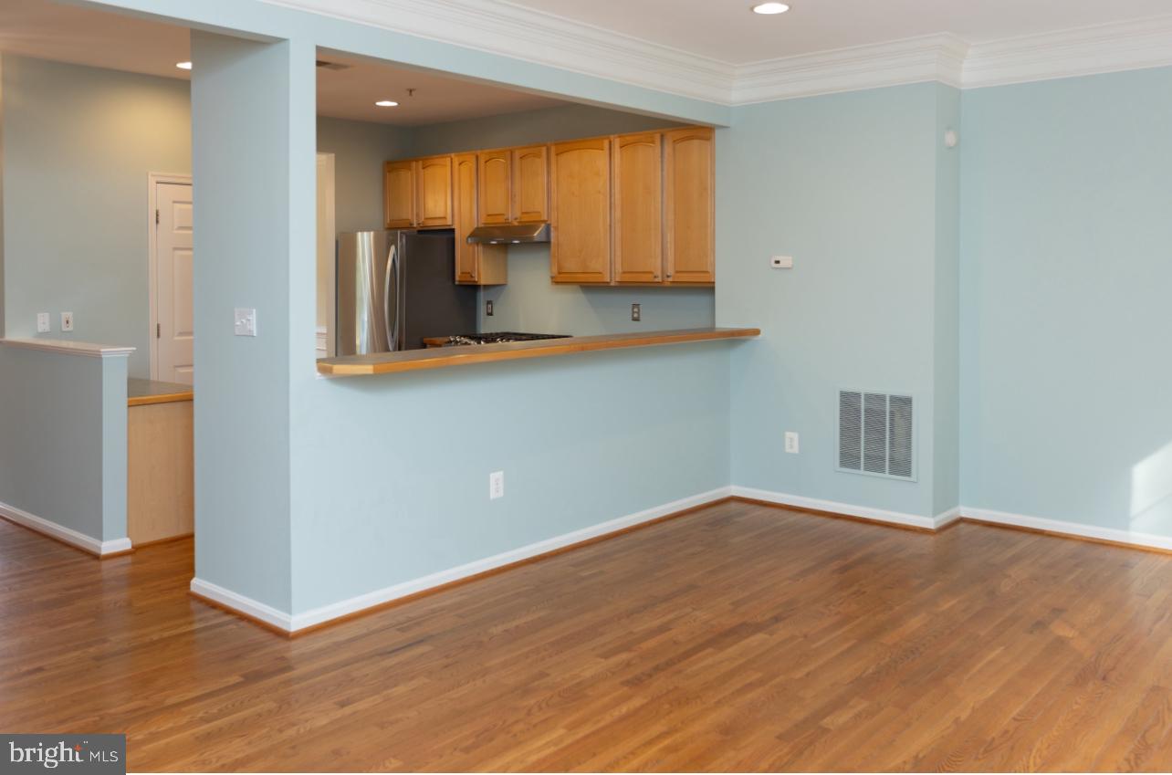 SENECA VIEW ESTATES - Residential Lease