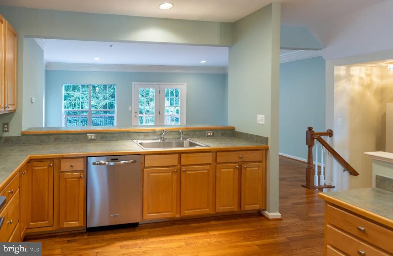 SENECA VIEW ESTATES - Residential Lease