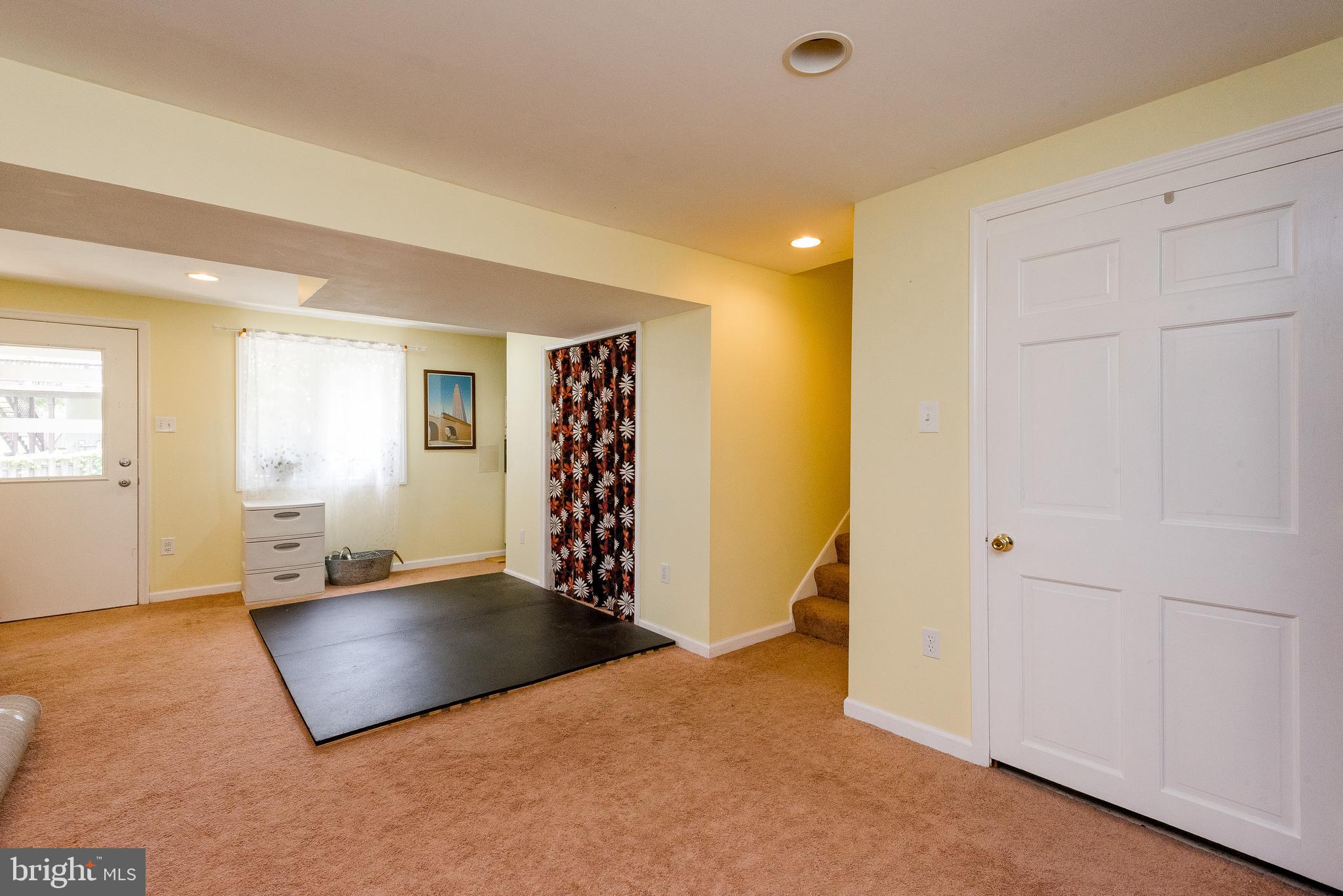 HIDDEN RIDGE - Residential