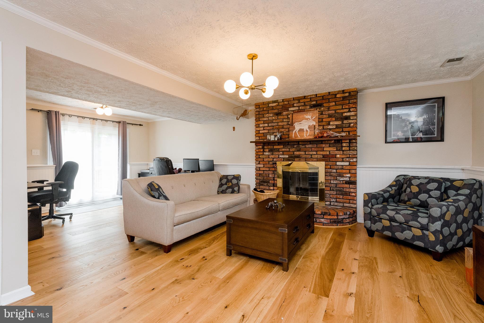 HIDDEN RIDGE - Residential