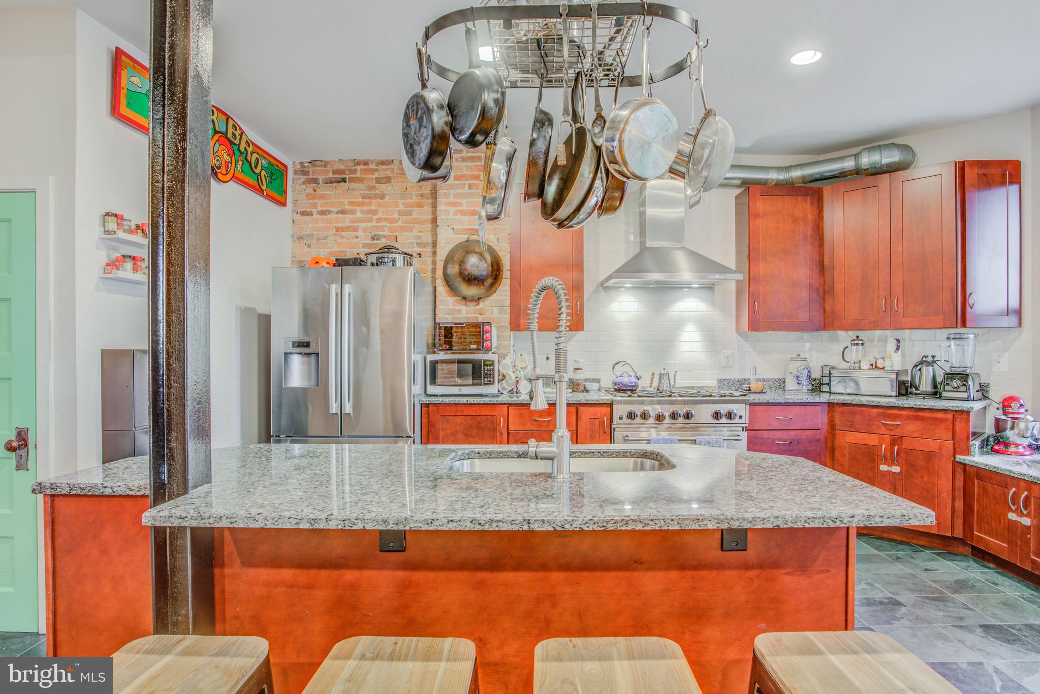 CHARLES VILLAGE - Residential