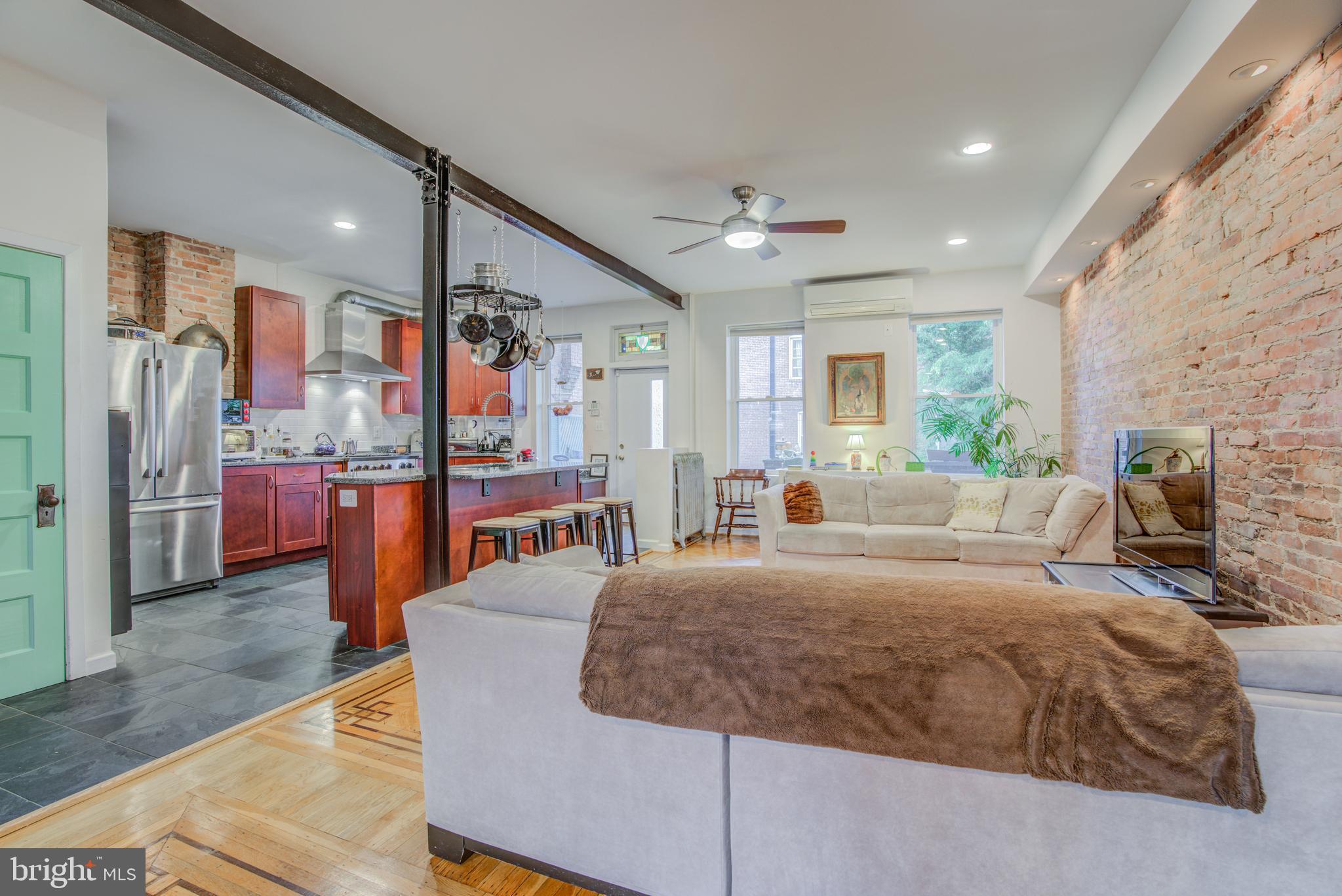 CHARLES VILLAGE - Residential