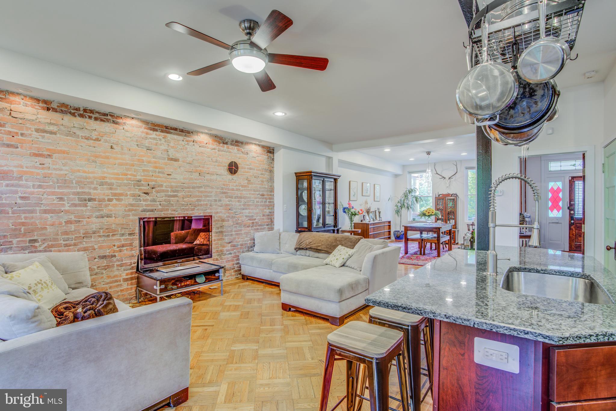 CHARLES VILLAGE - Residential