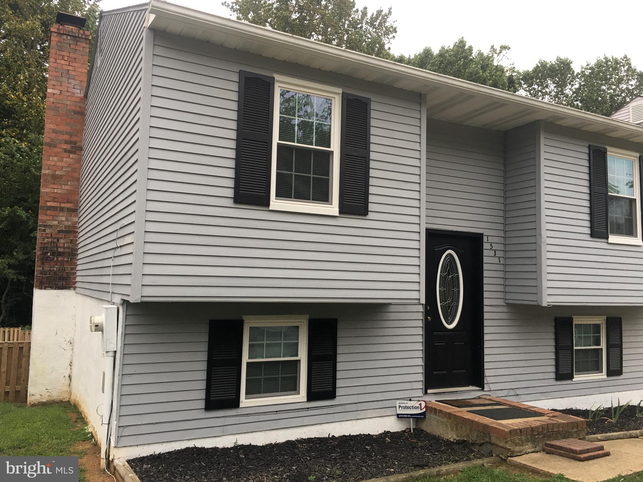 WHISPERING WOODS - Residential Lease