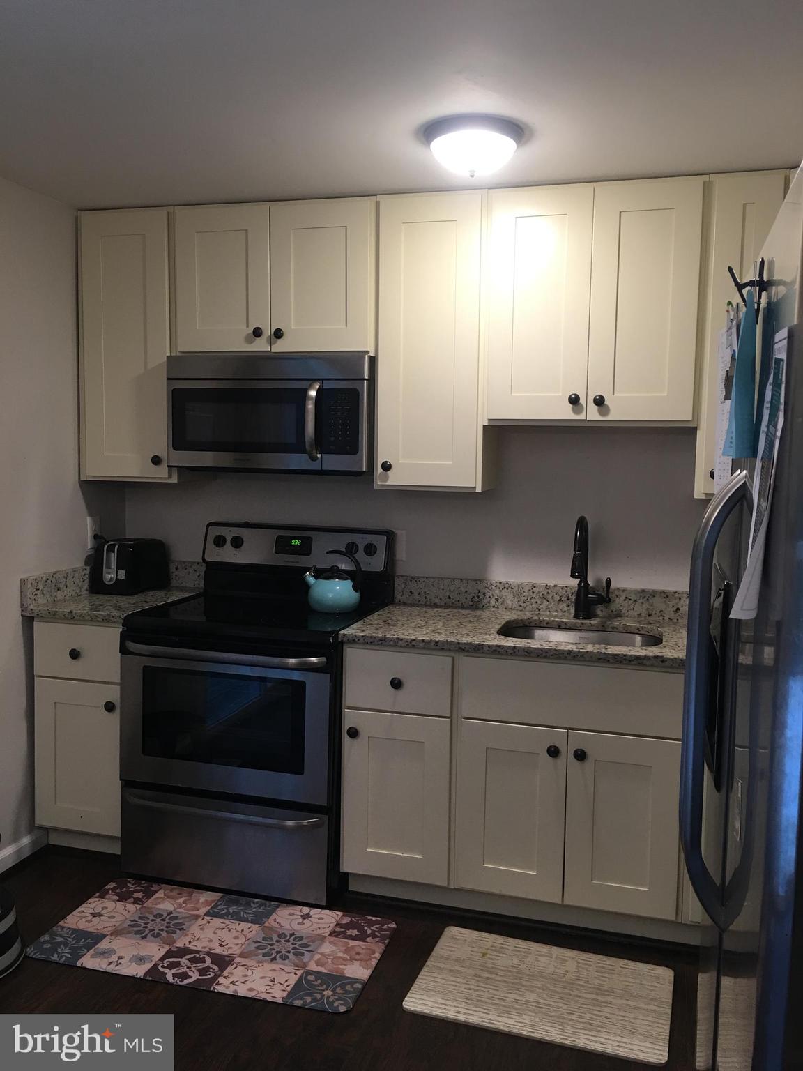 WHISPERING WOODS - Residential Lease