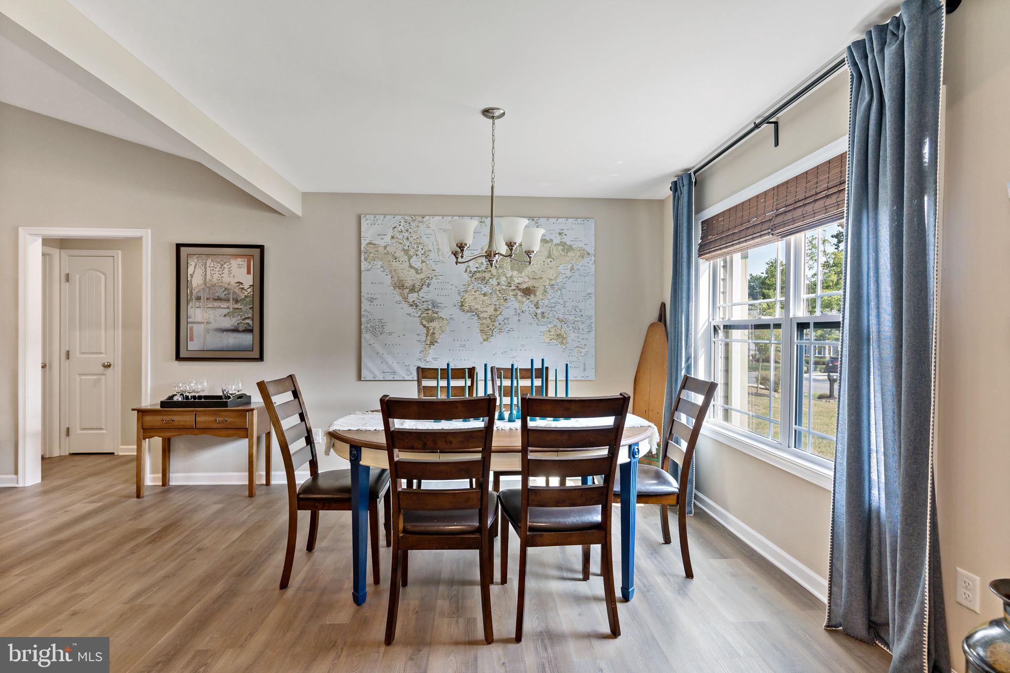 MIDDLE CREEK MANOR - Residential