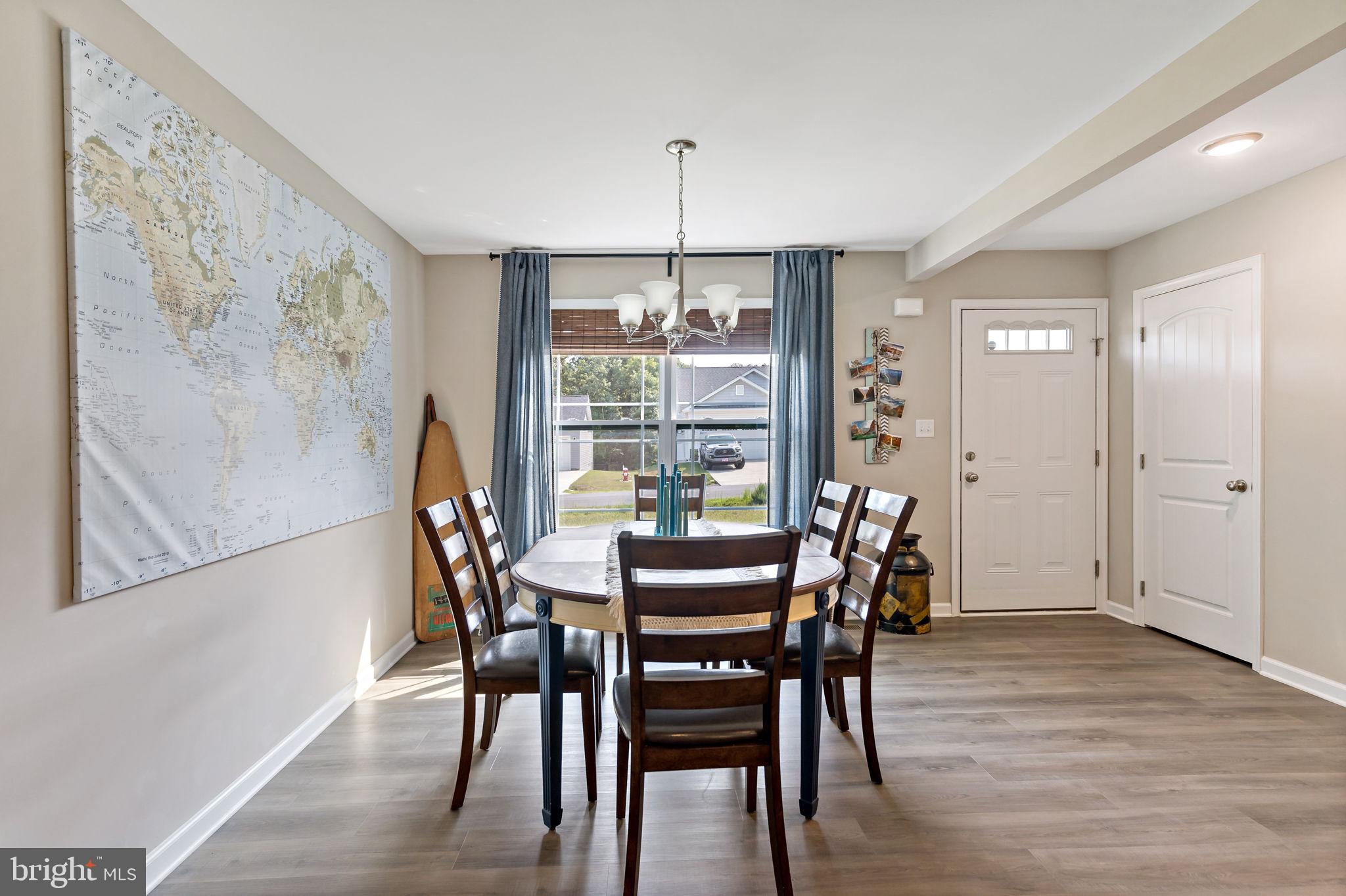 MIDDLE CREEK MANOR - Residential