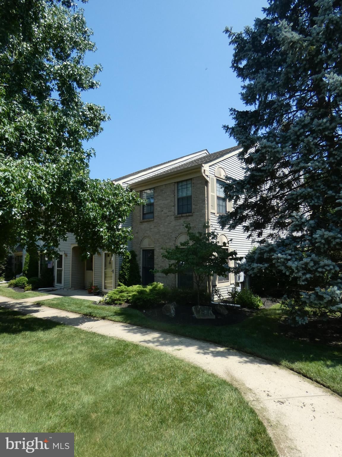123 WYNDHAM PLACE