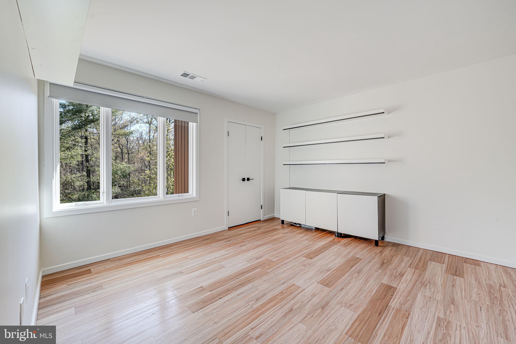 PLEASANT VALLEY - Residential