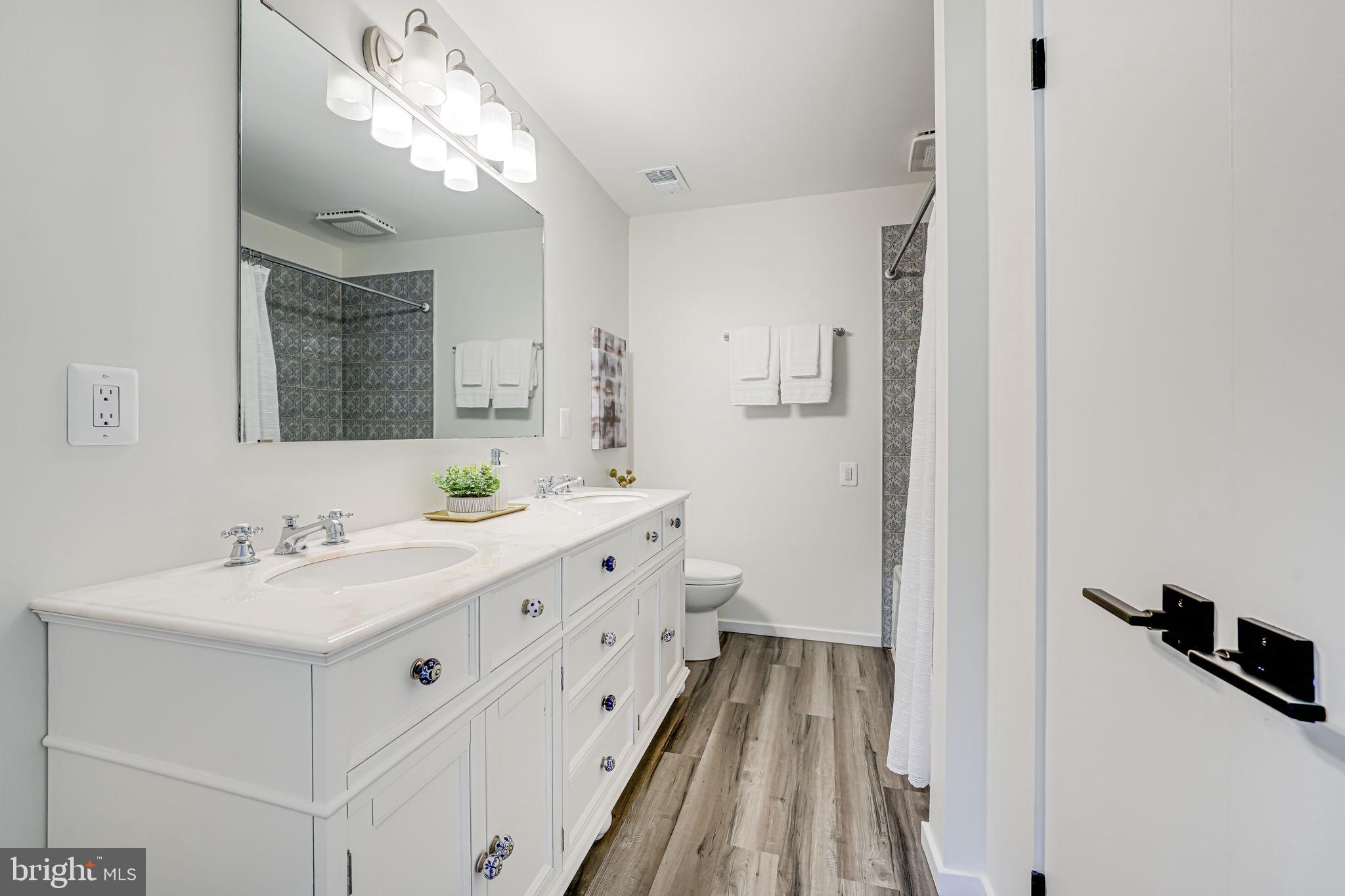 PLEASANT VALLEY - Residential