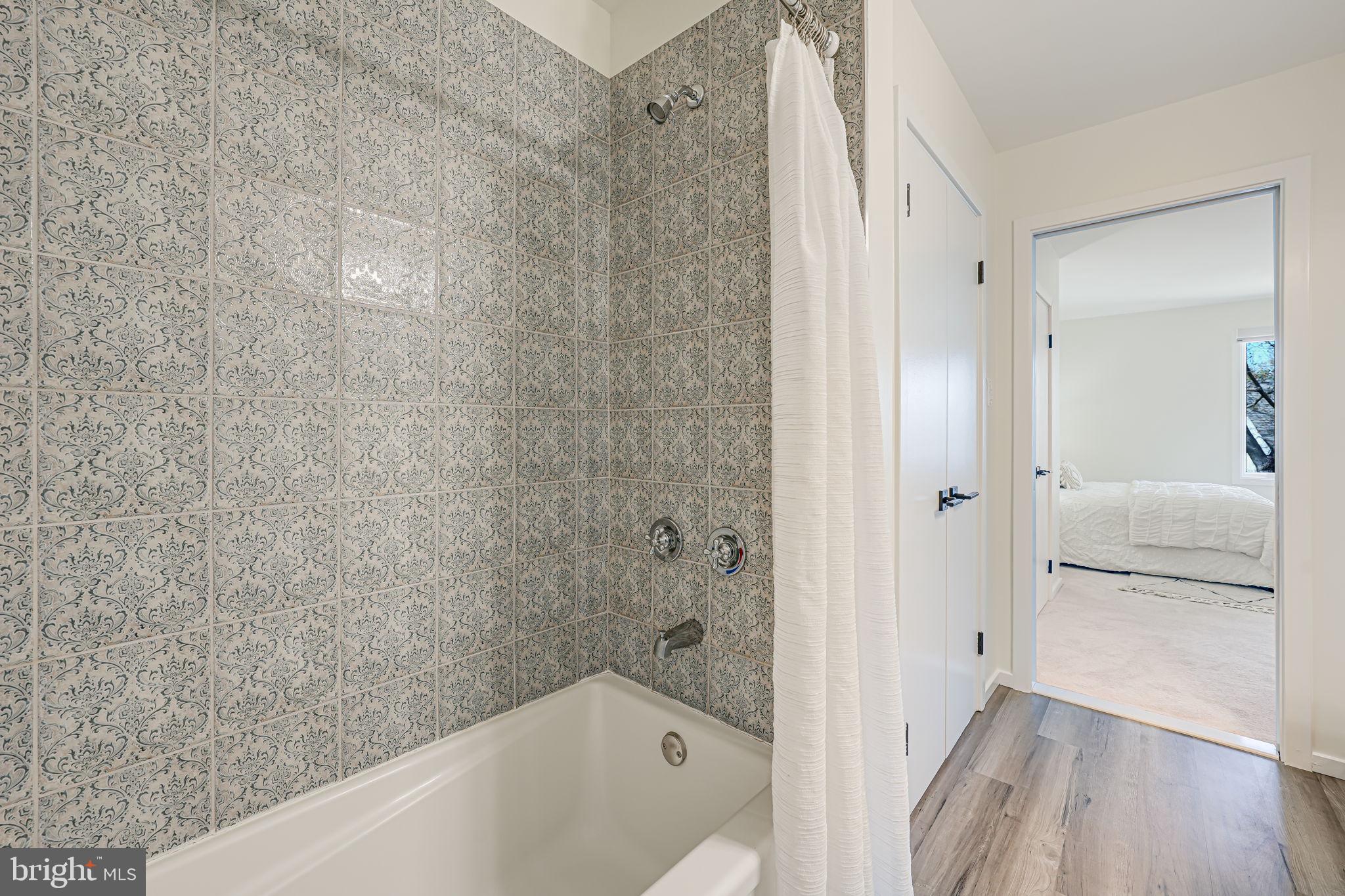 PLEASANT VALLEY - Residential