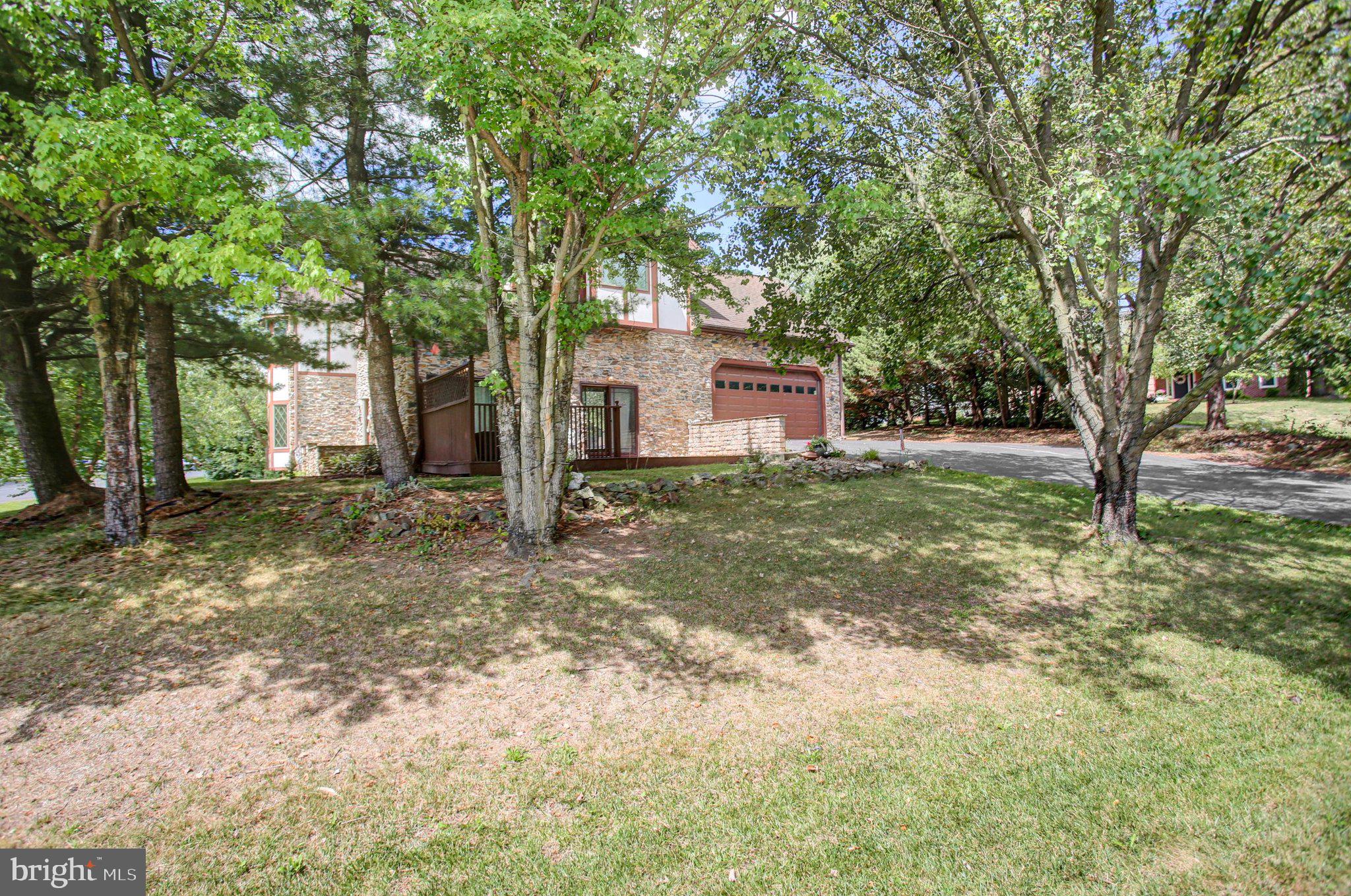 2013 CASTLEGREEN COURT