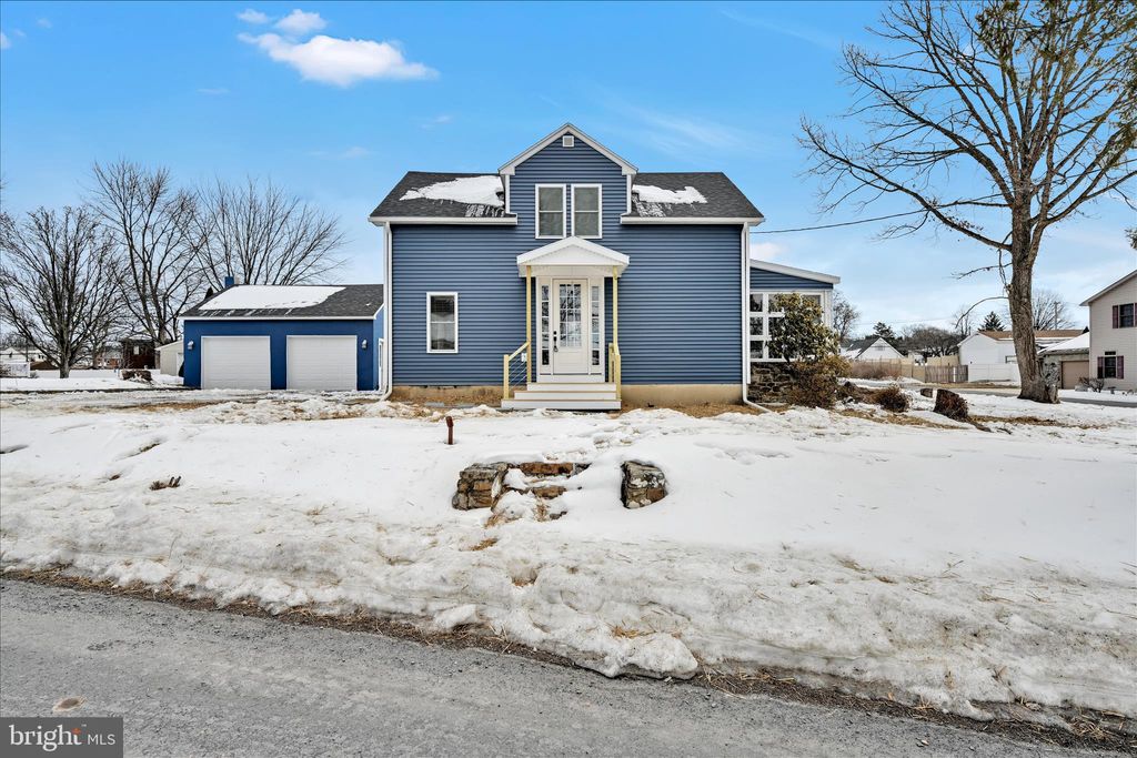 Photo of 121 Beaver Road, HARRISBURG, PA 17112 (MLS # PADA2056608)