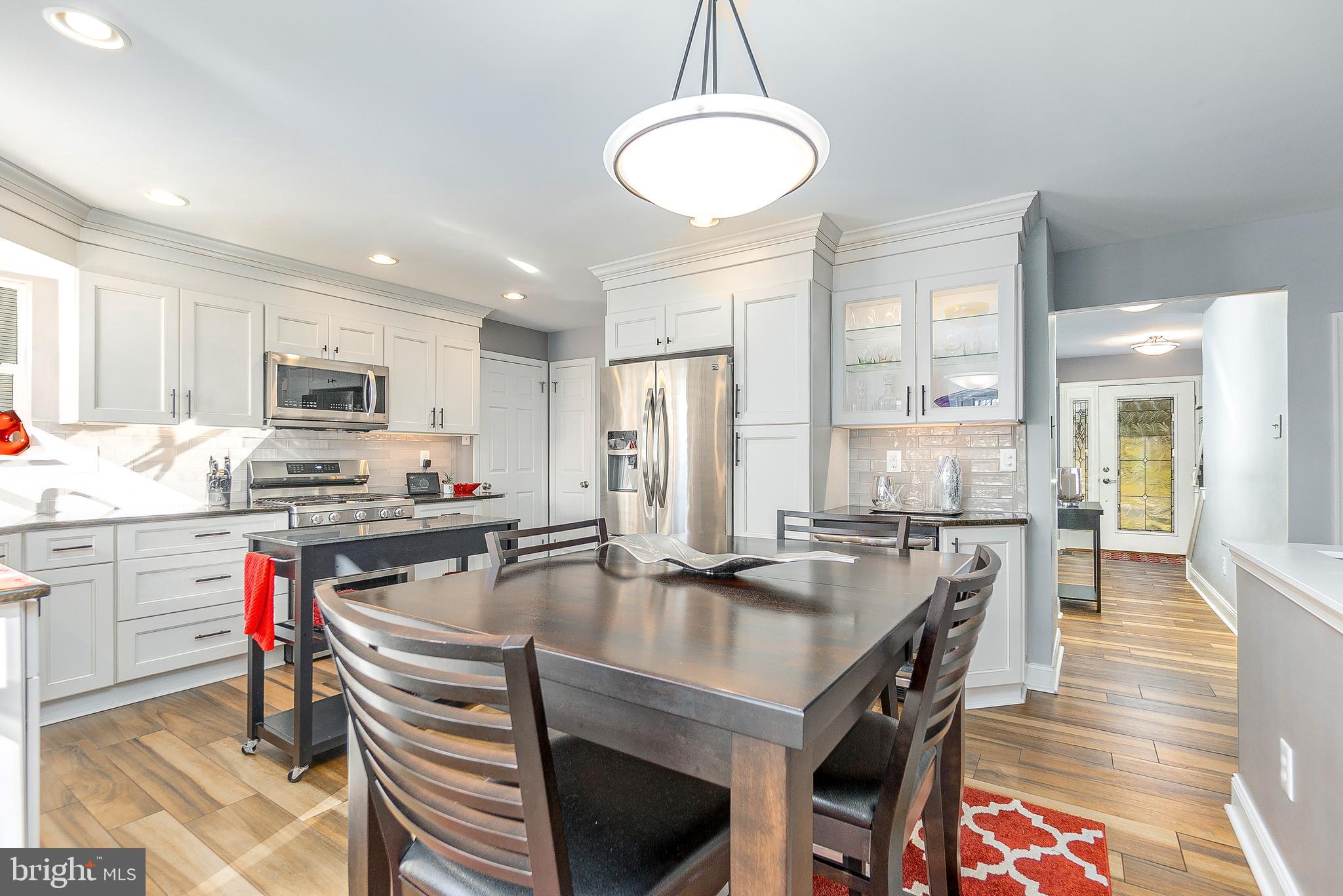 RIVERWALK - Residential