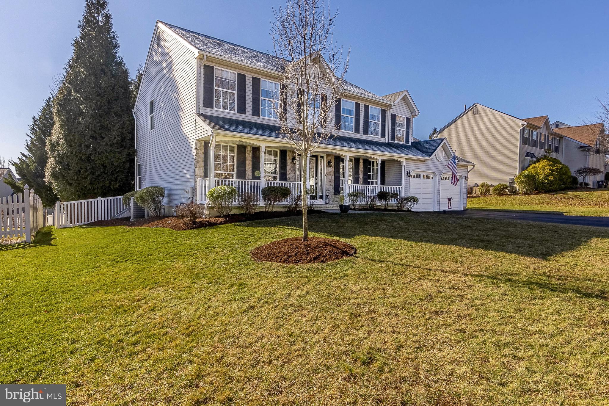 RIVERWALK - Residential