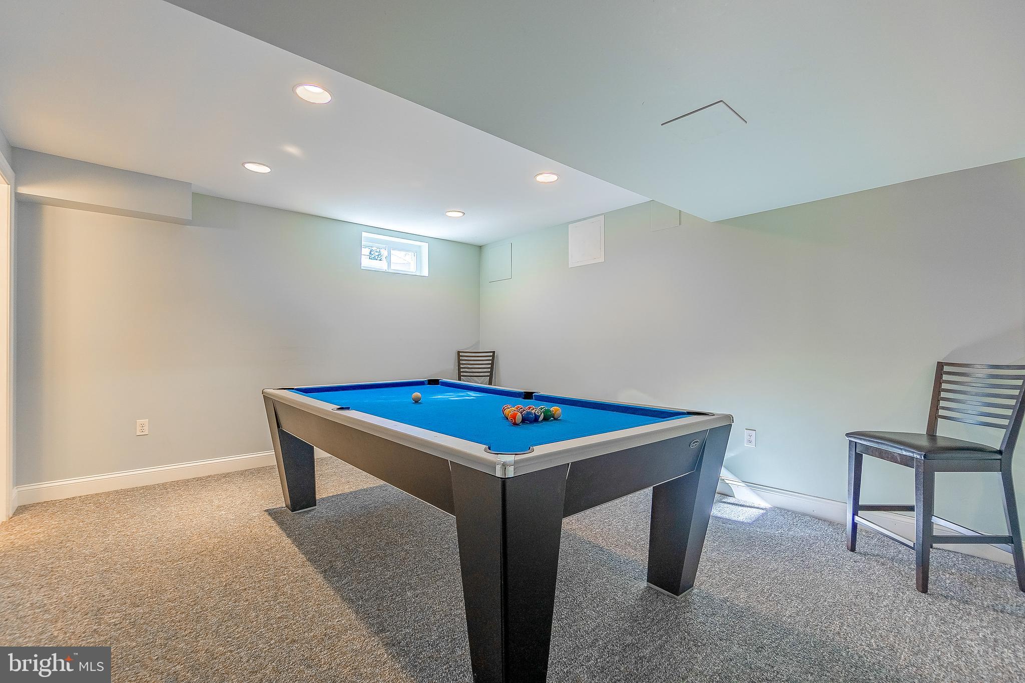 RIVERWALK - Residential