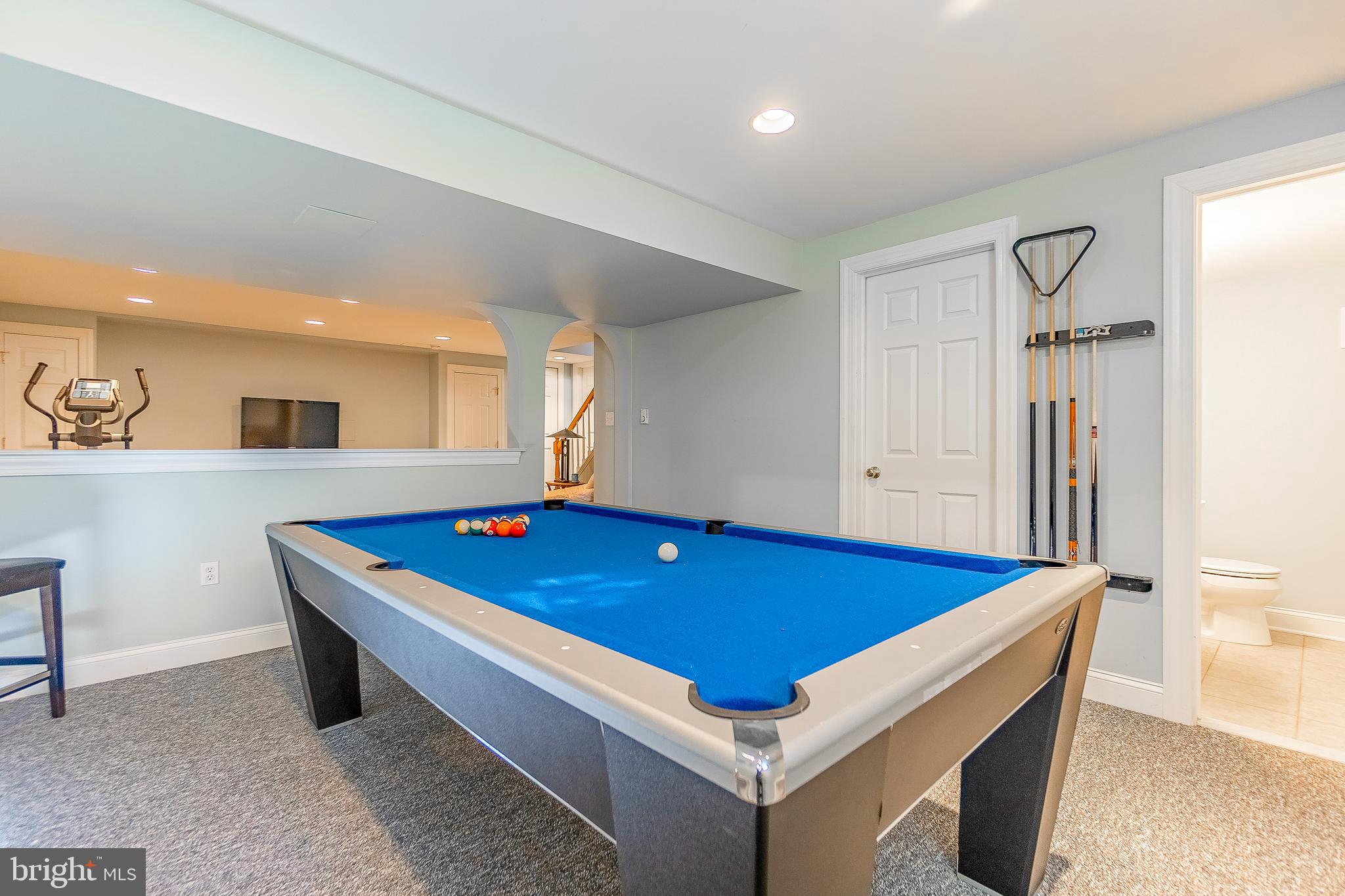 RIVERWALK - Residential