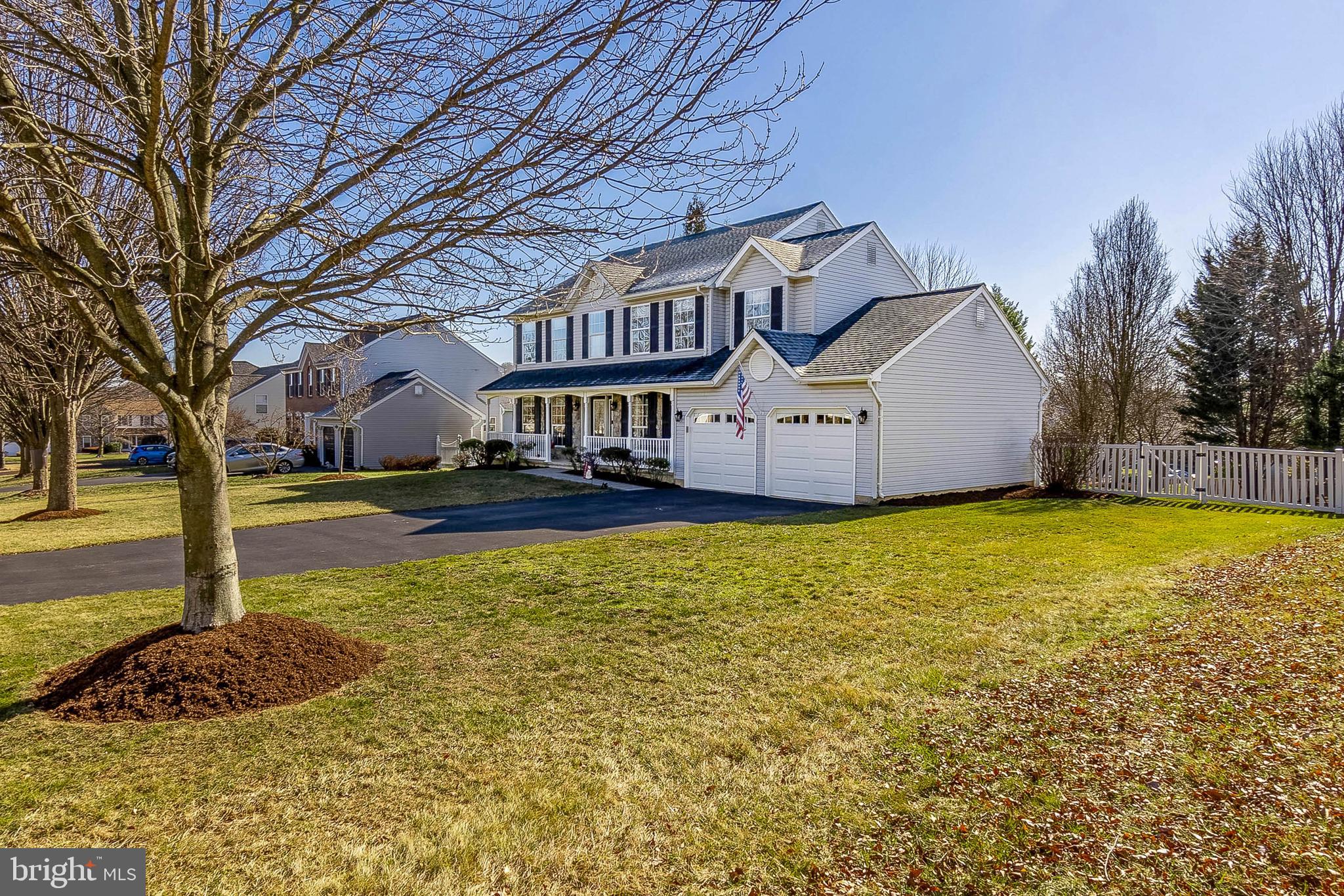 RIVERWALK - Residential