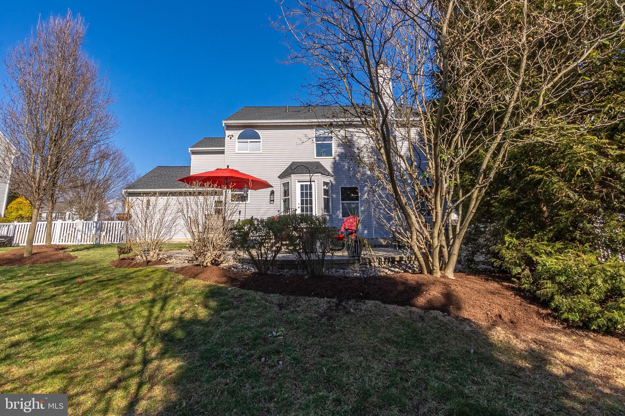 RIVERWALK - Residential