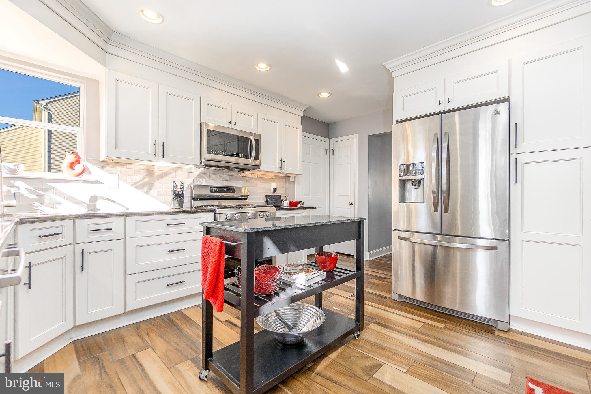 RIVERWALK - Residential