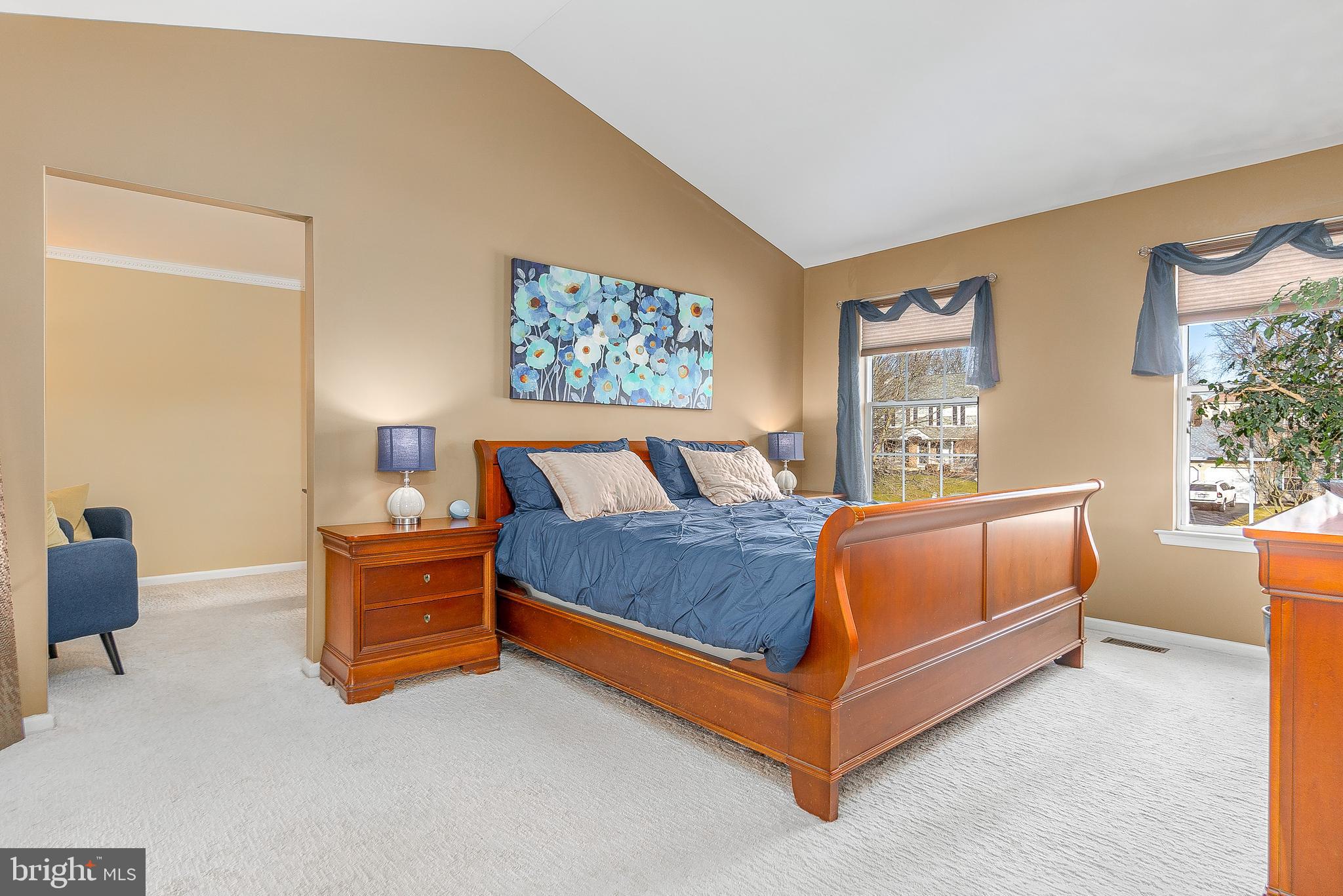 RIVERWALK - Residential