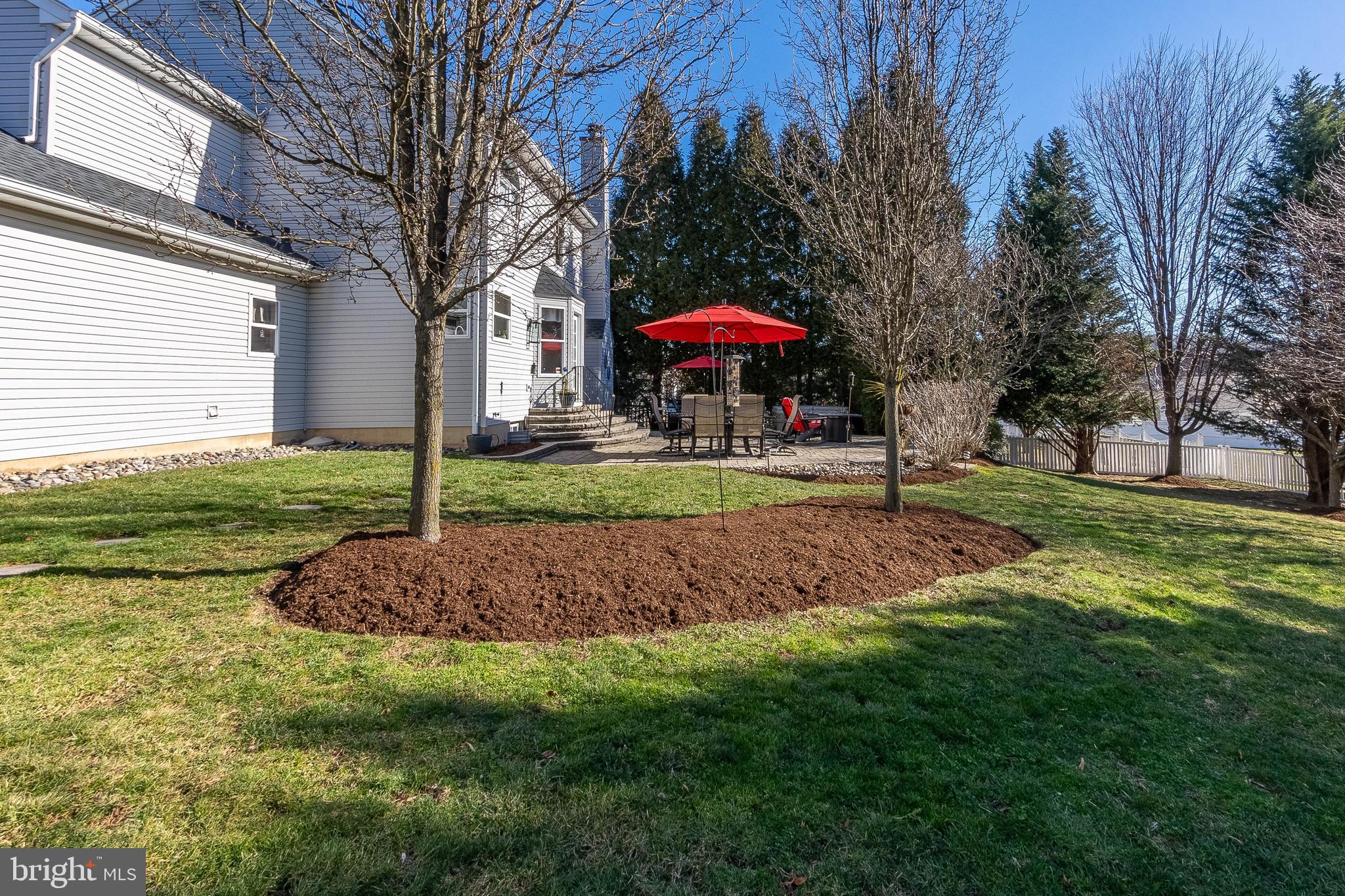 RIVERWALK - Residential