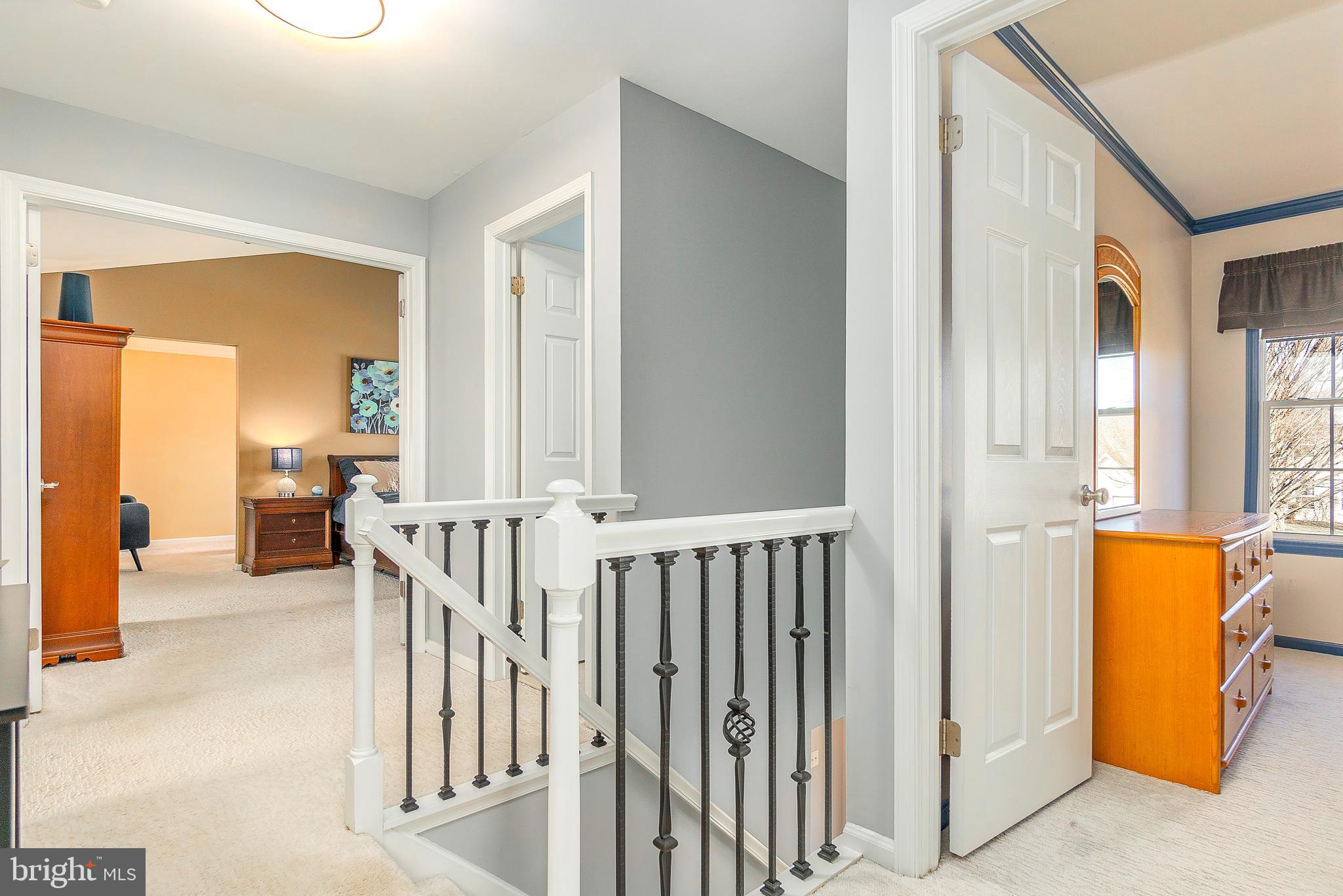 RIVERWALK - Residential