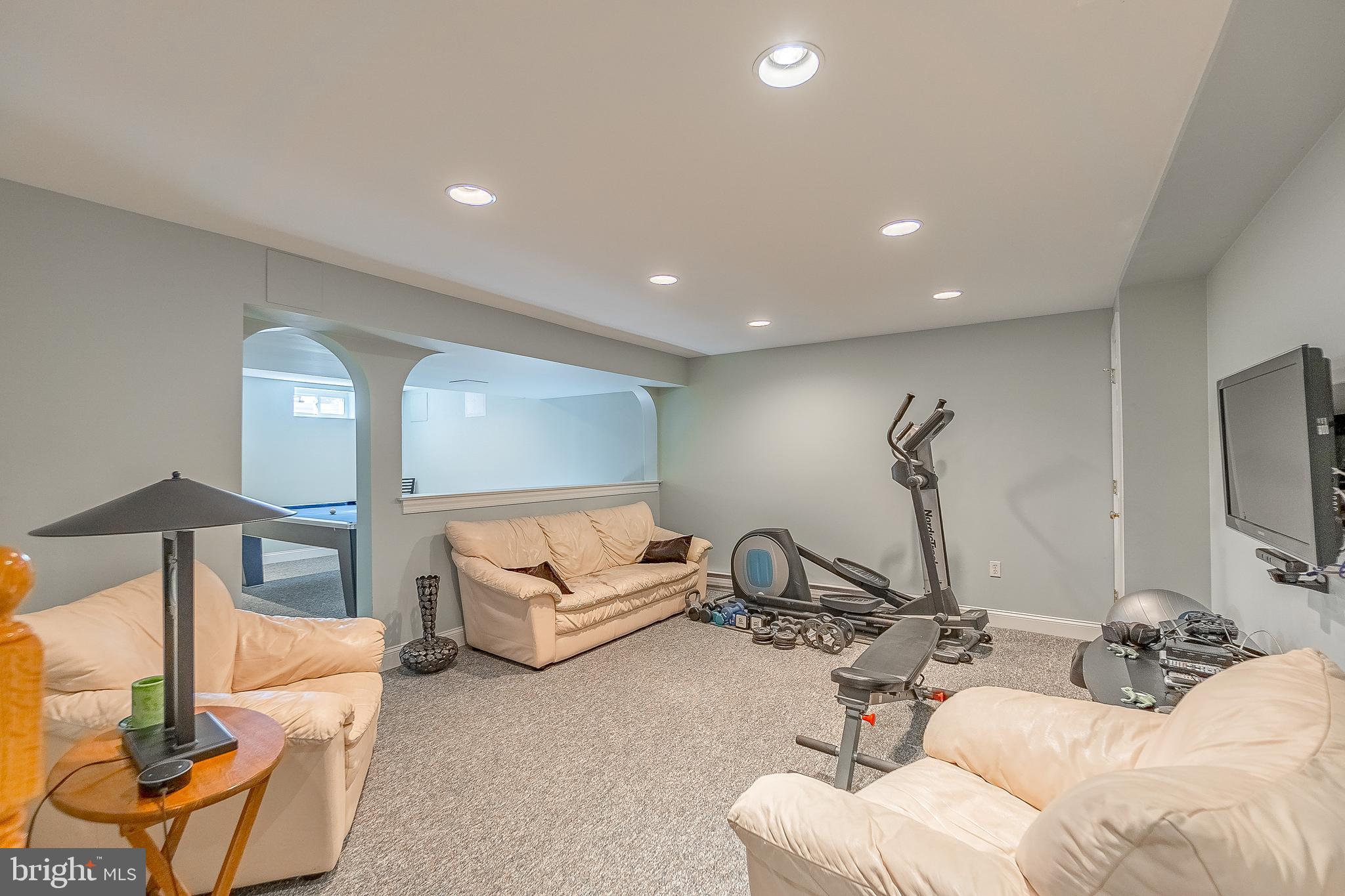 RIVERWALK - Residential