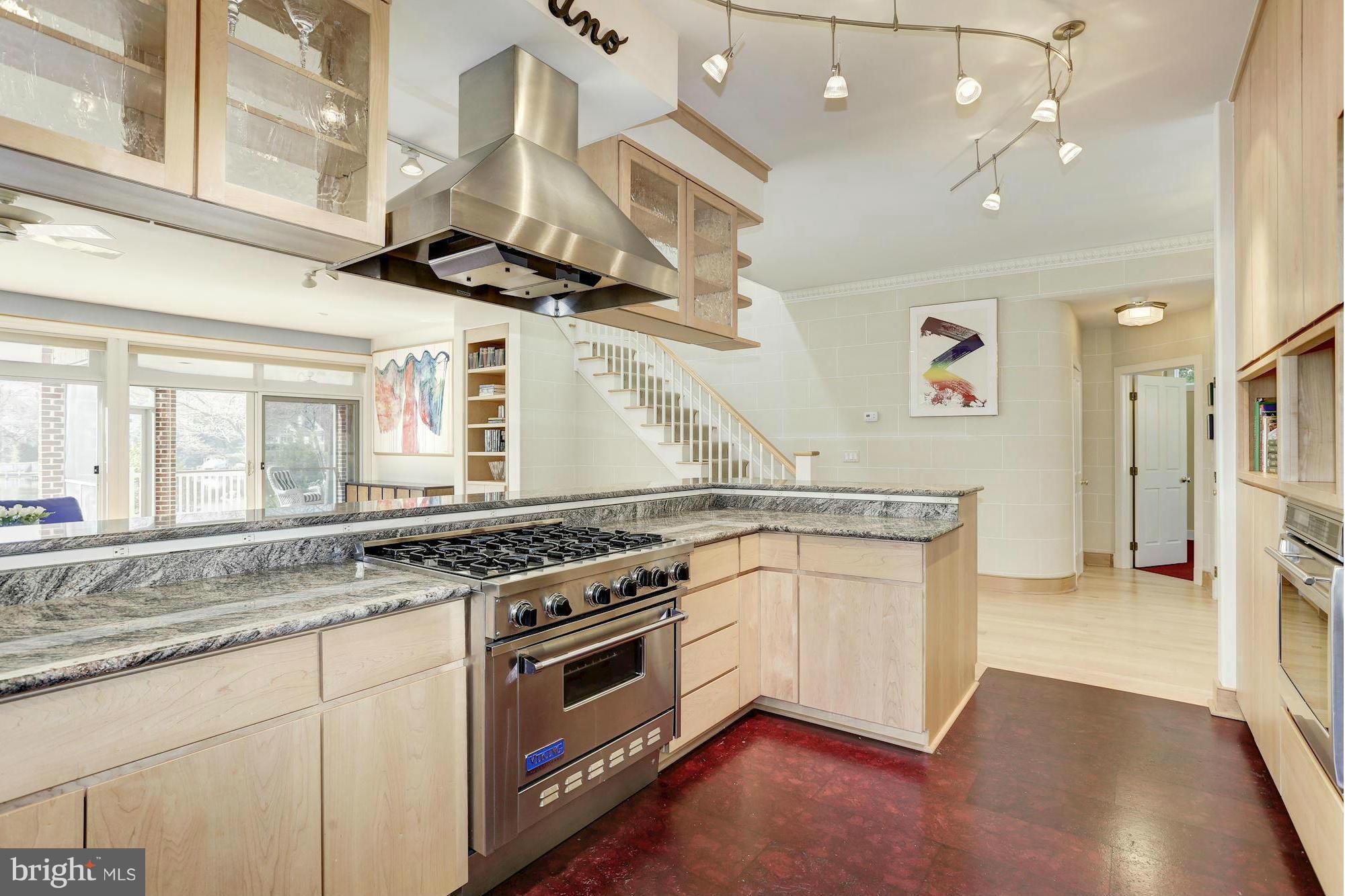 MAGOTHY BEACH - Residential