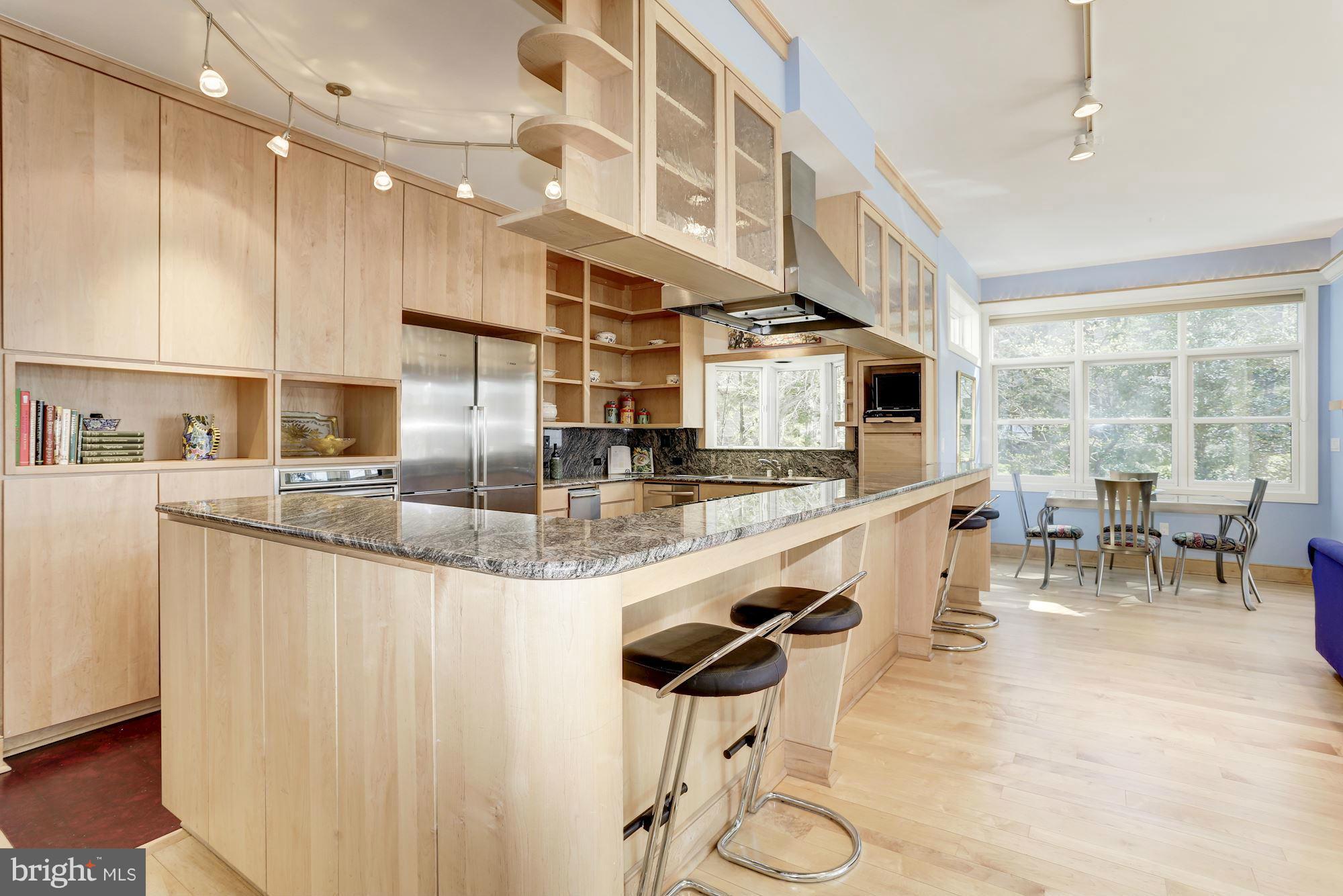 MAGOTHY BEACH - Residential