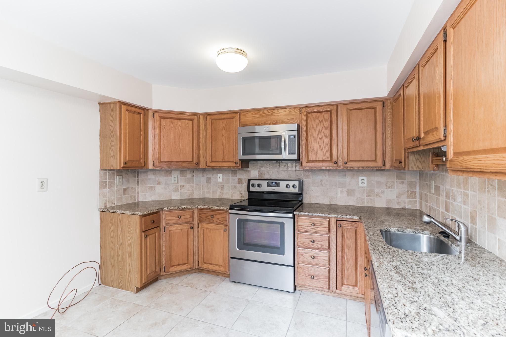 48 STONEHURST COURT
