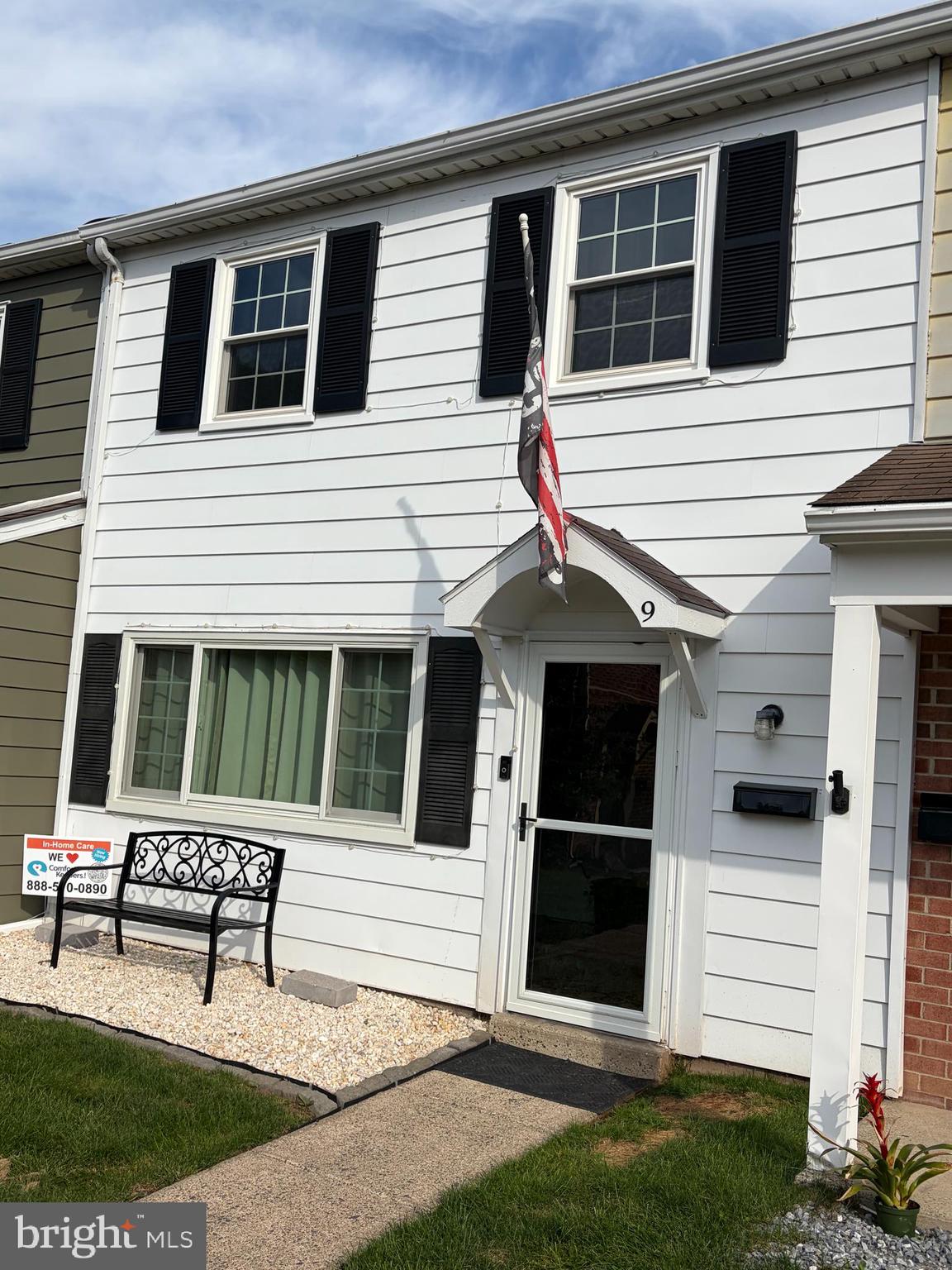 9 STONEGATE VILLAGE