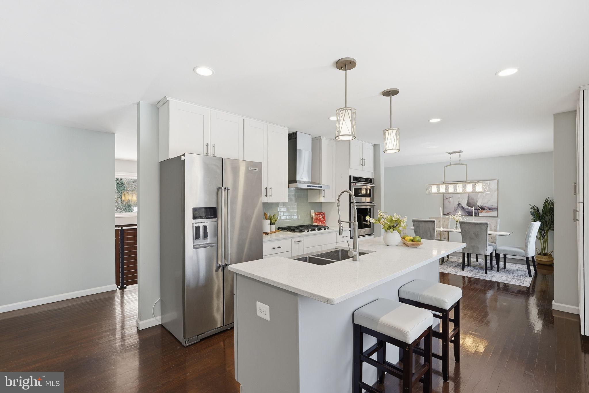 RESTON - Residential