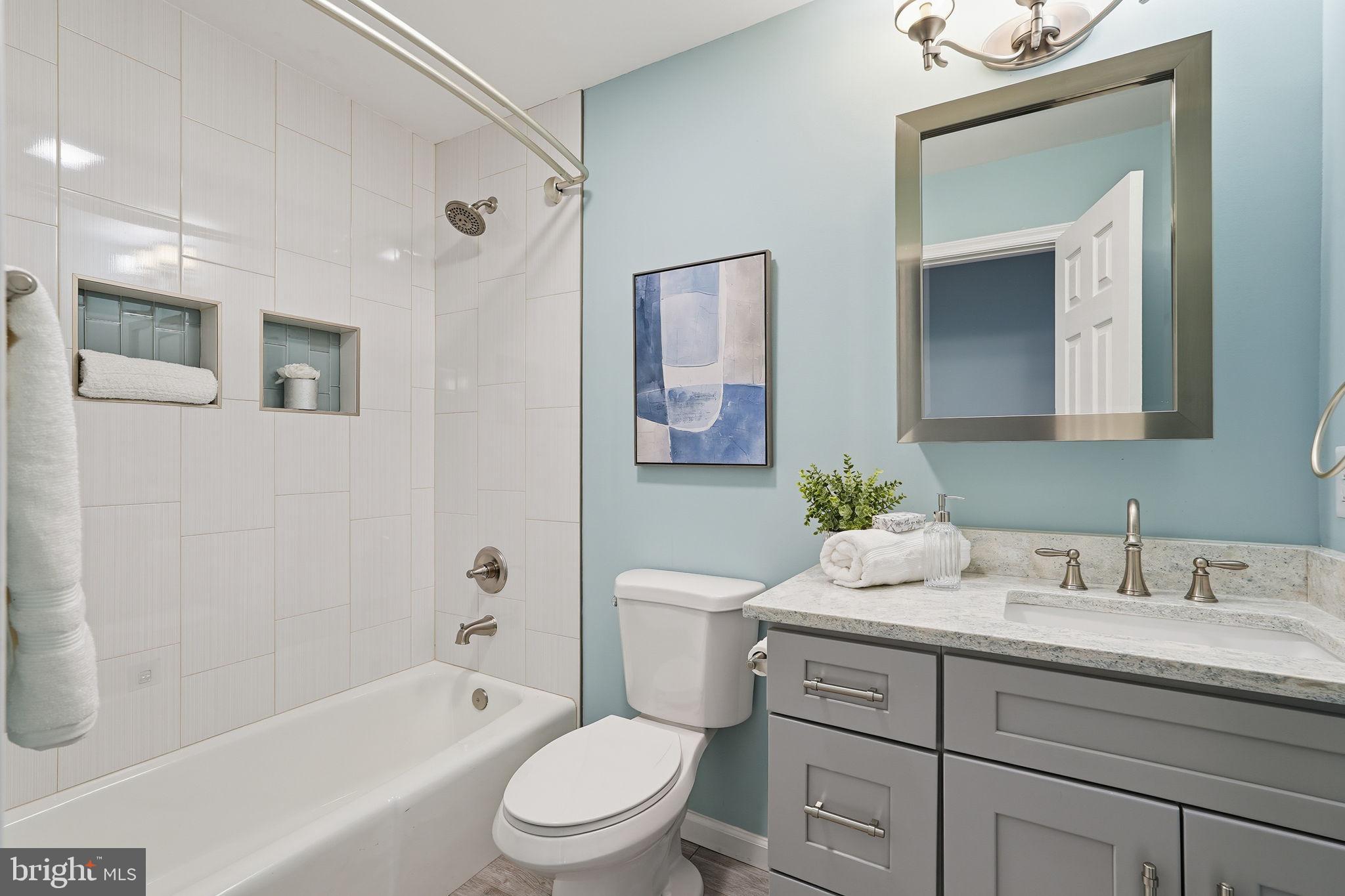 RESTON - Residential