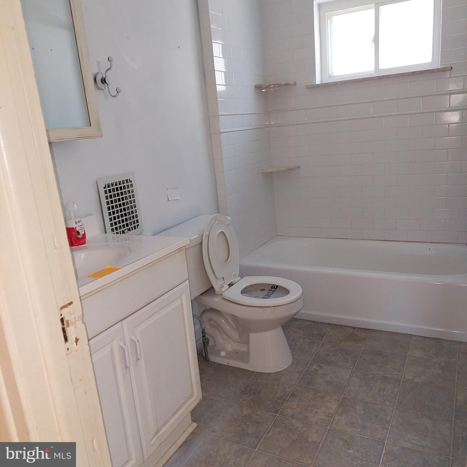 PORT PROVIDENCE - Residential