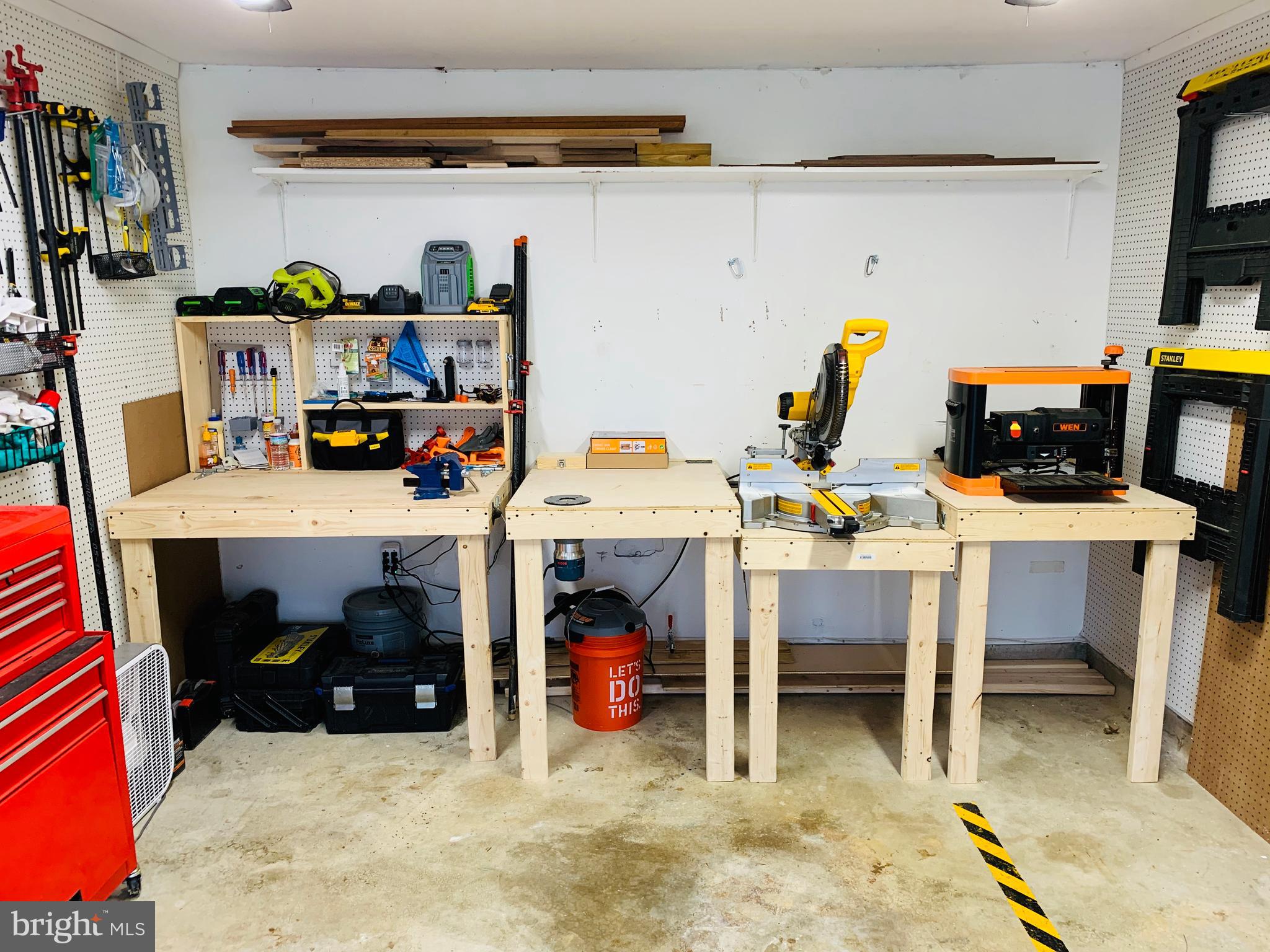 WHETSTONE - Residential