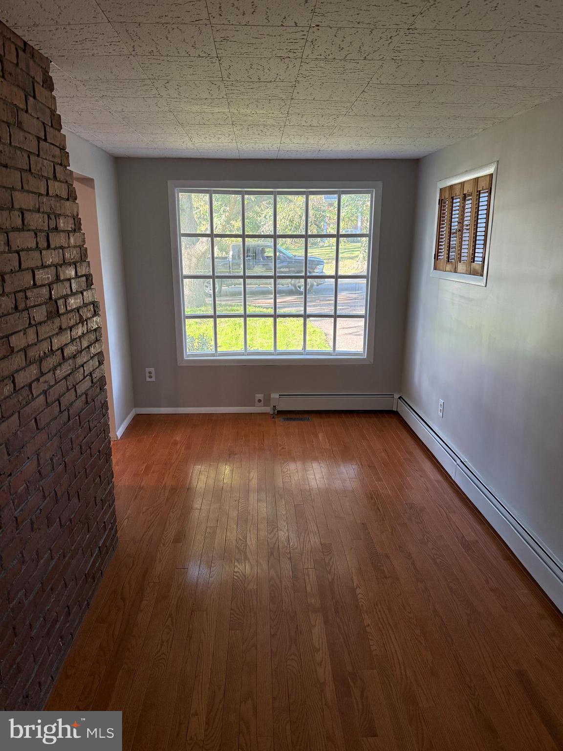 EAST LINTHICUM HEIGHTS - Residential