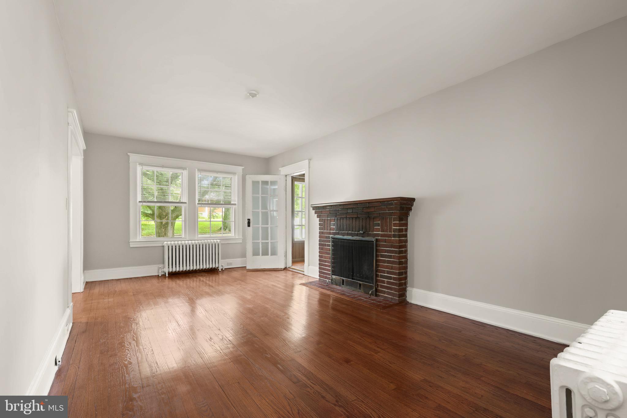 EAST LINTHICUM HEIGHTS - Residential