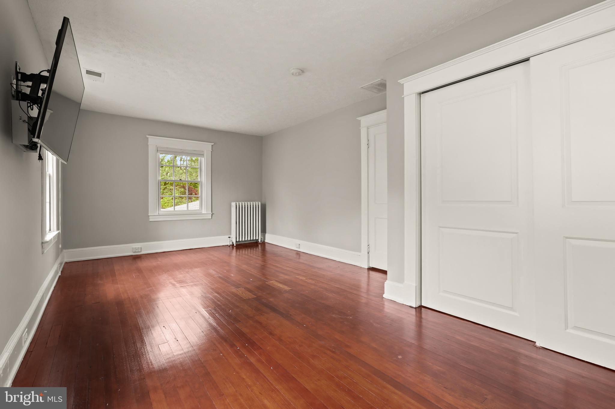 EAST LINTHICUM HEIGHTS - Residential