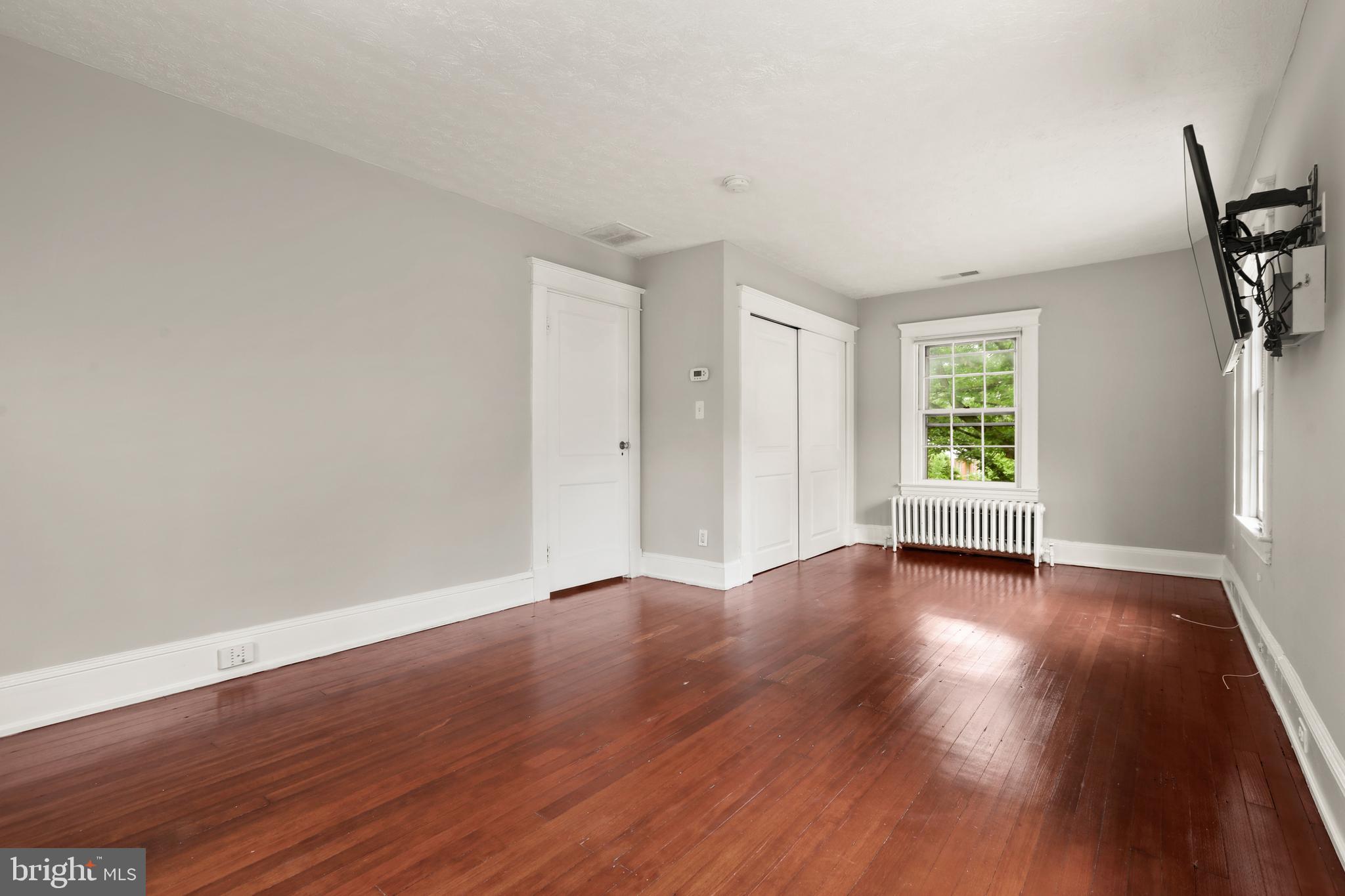 EAST LINTHICUM HEIGHTS - Residential