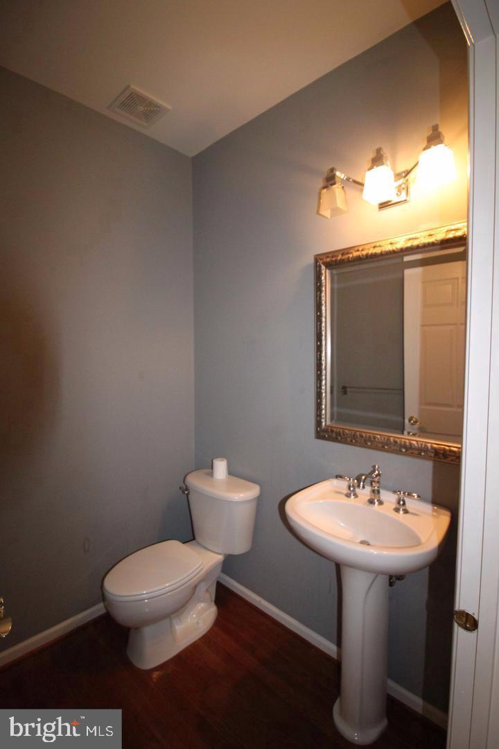 PURCELLVILLE RIDGE - Residential Lease