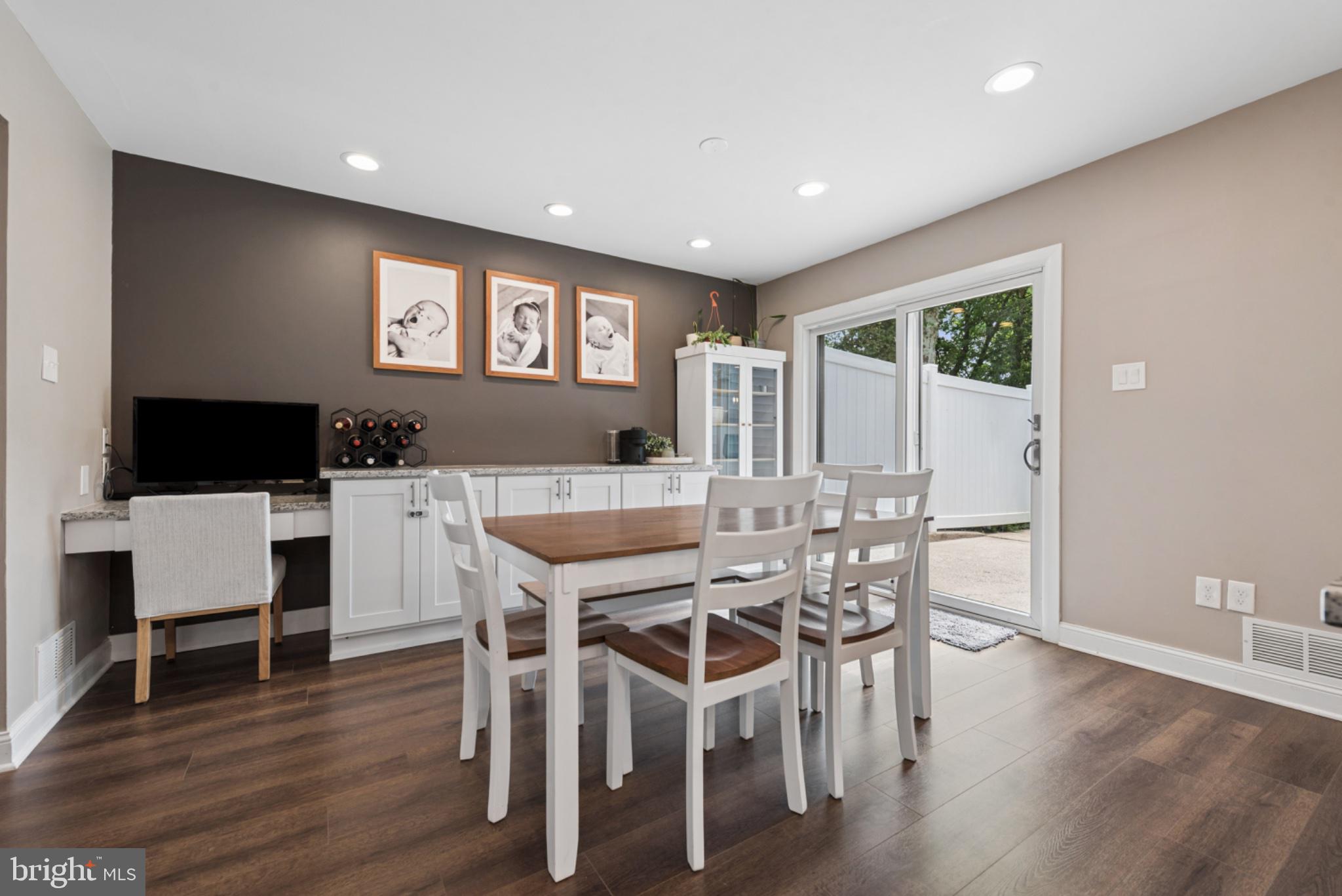LAFAYETTE HILL - Residential