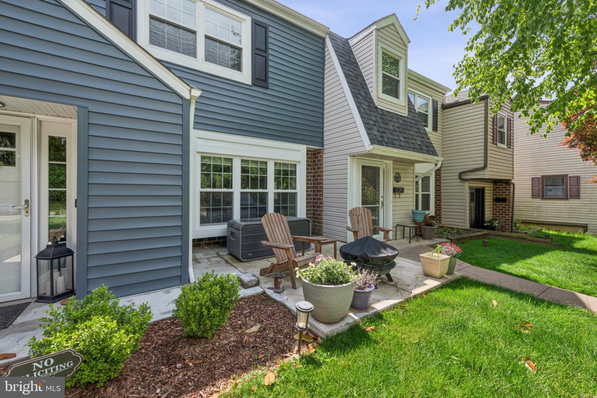 LAFAYETTE HILL - Residential