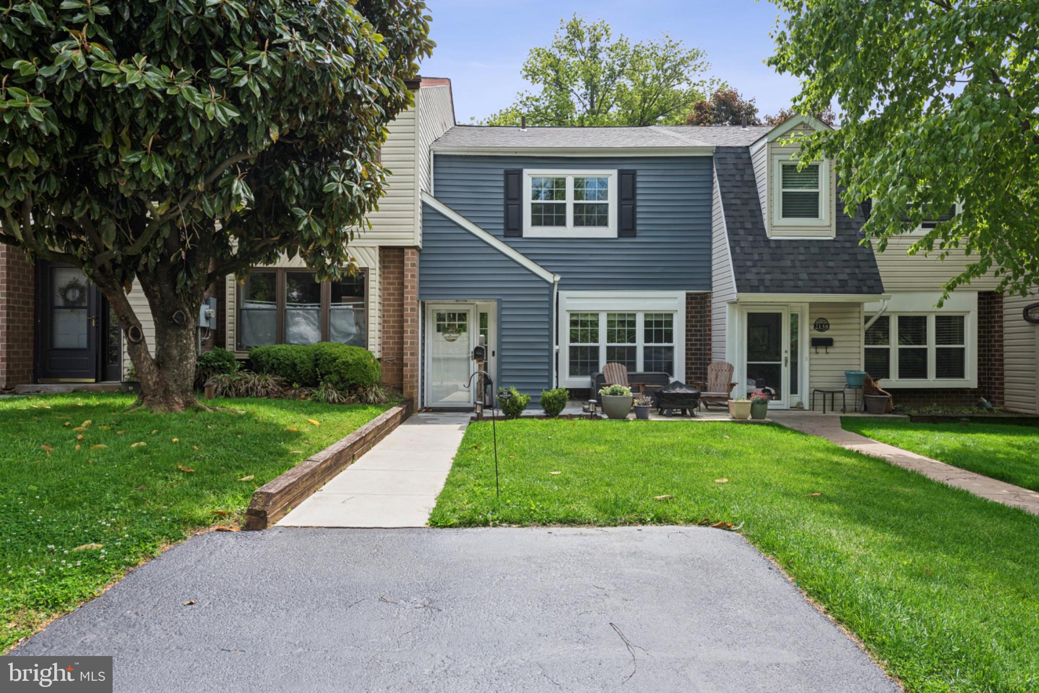LAFAYETTE HILL - Residential