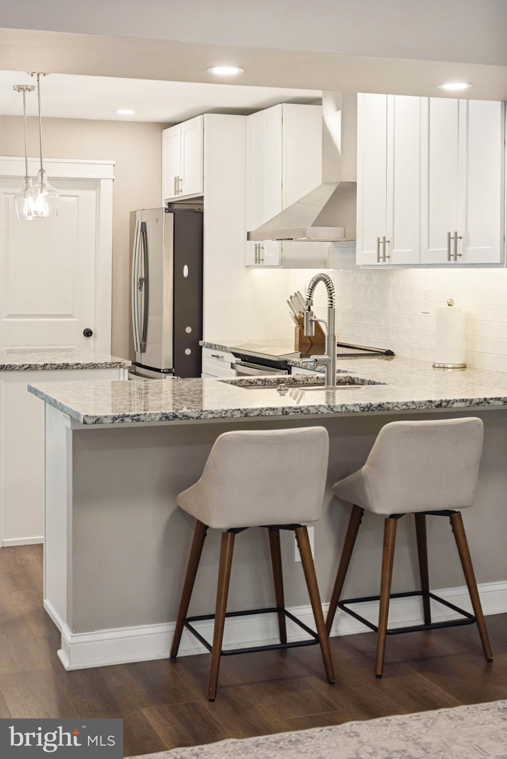 LAFAYETTE HILL - Residential