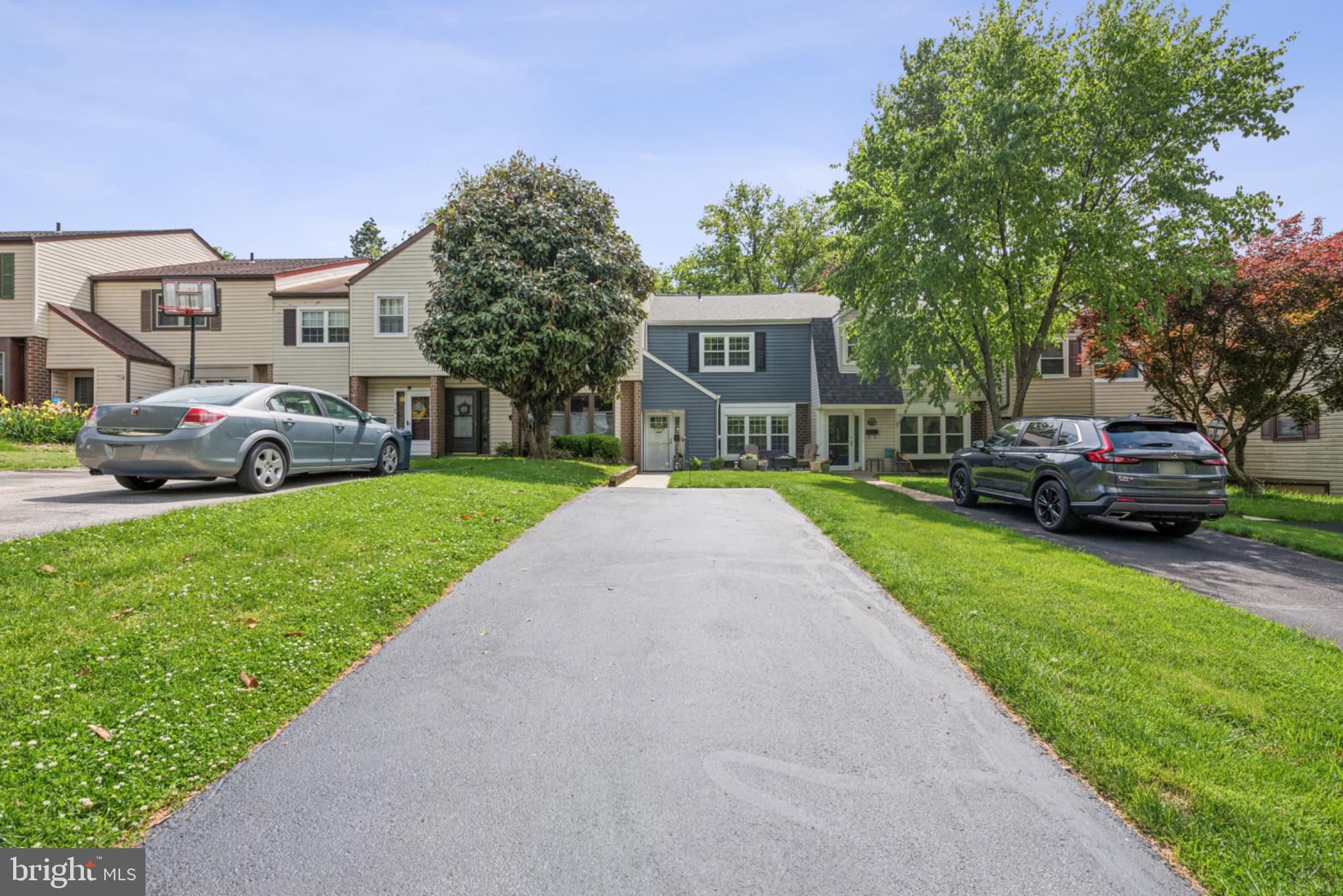 LAFAYETTE HILL - Residential